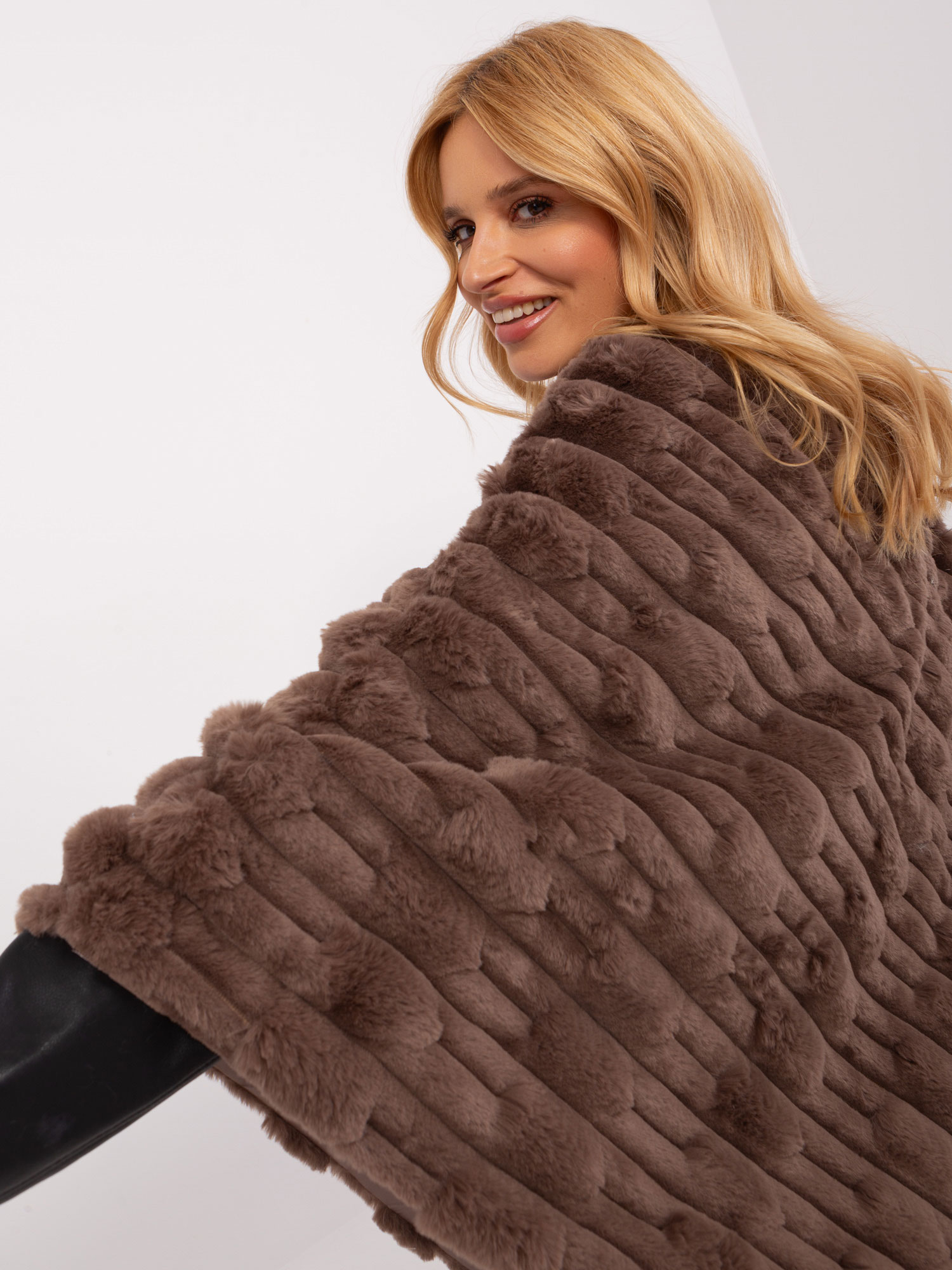Poncho-AT-PN-2347.68-brown