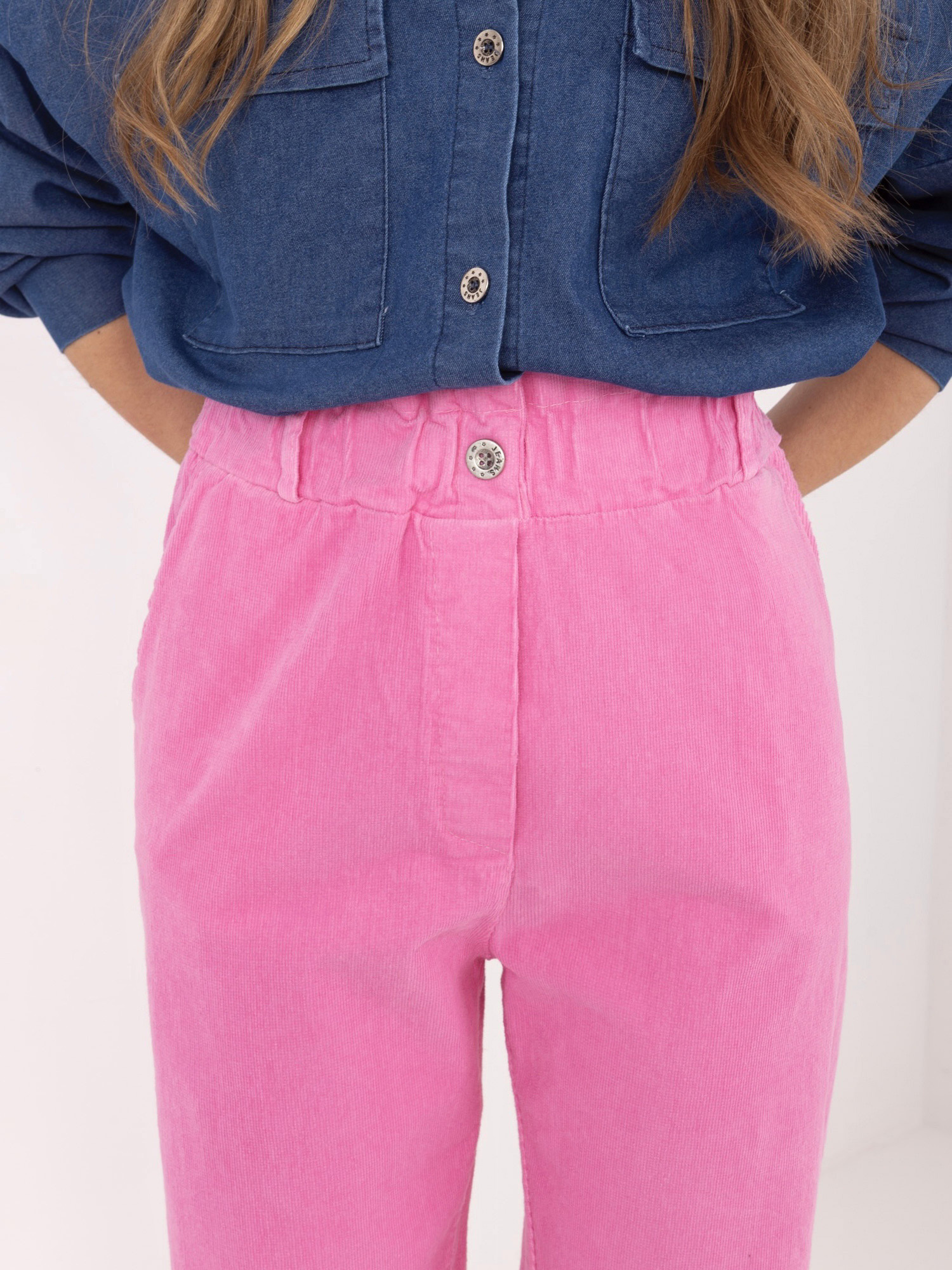 Тъмно розови кадифени панталони от хартиена торбичка