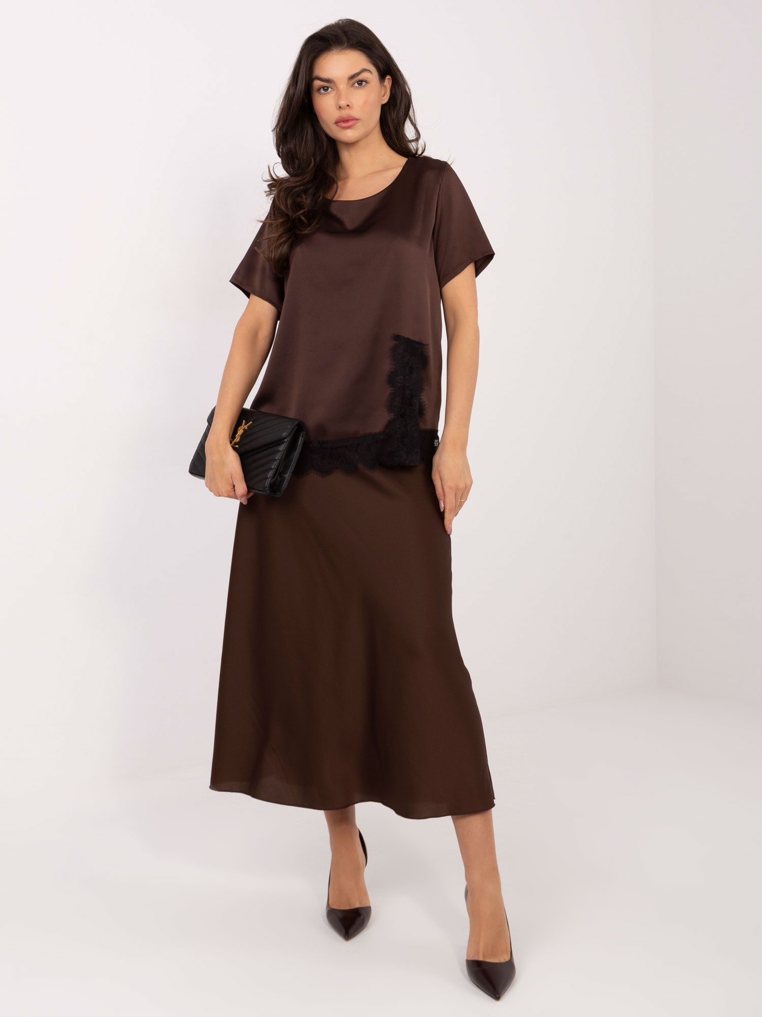 Hnedá blúzka s čipkou