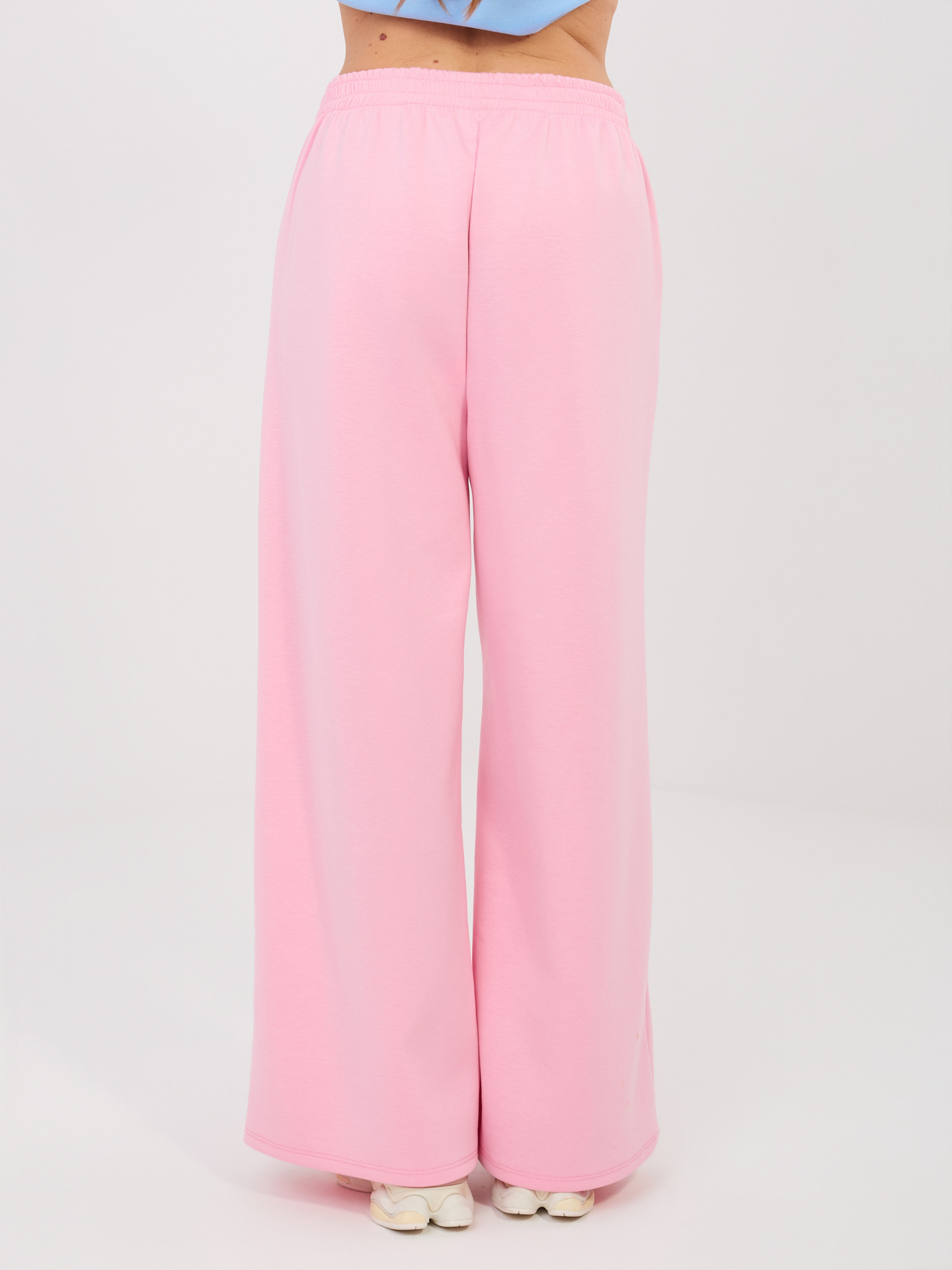 Růžovo-modrý dresový komplet s nápisem