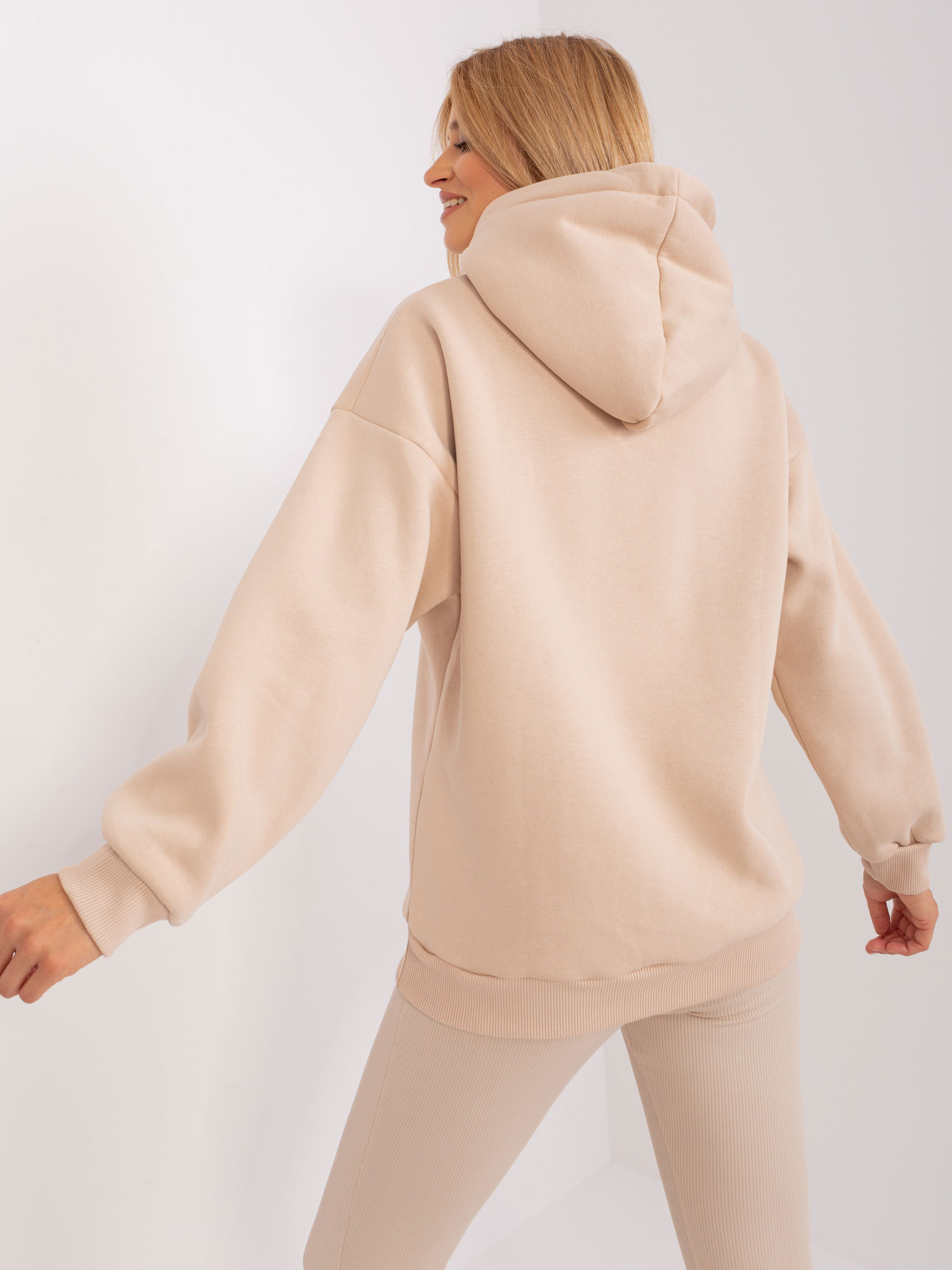 Sweatshirt-EM-BL-656-4.96P-beige