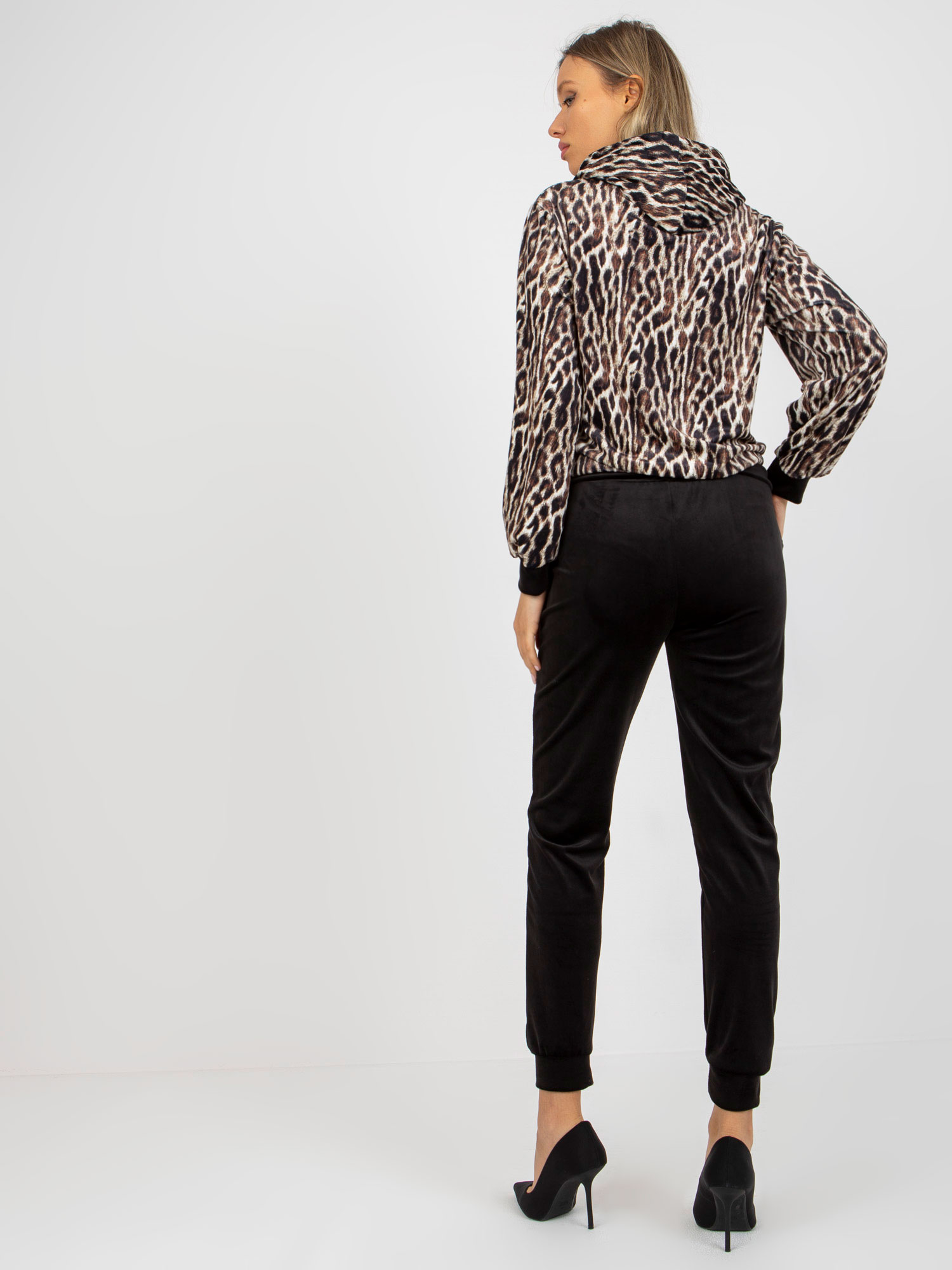 Set-WN-KMPL-2410-1.17-black-beige