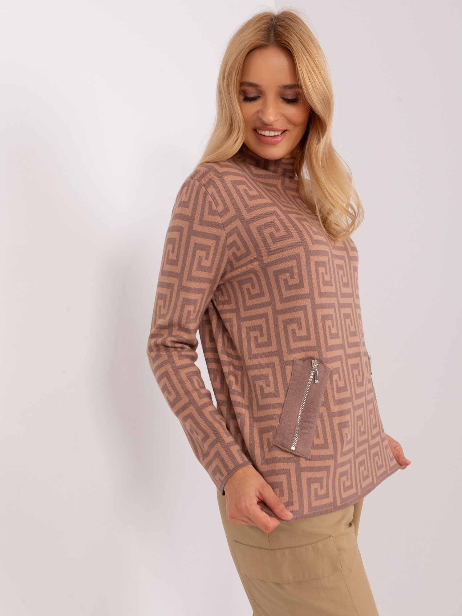 Sweater-AT-SW-2341.00P-light brown