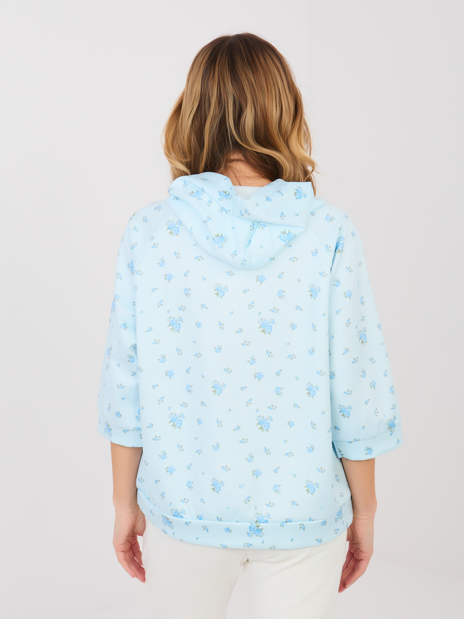 Пастелно синя дамска блуза с 3/4 ръкави