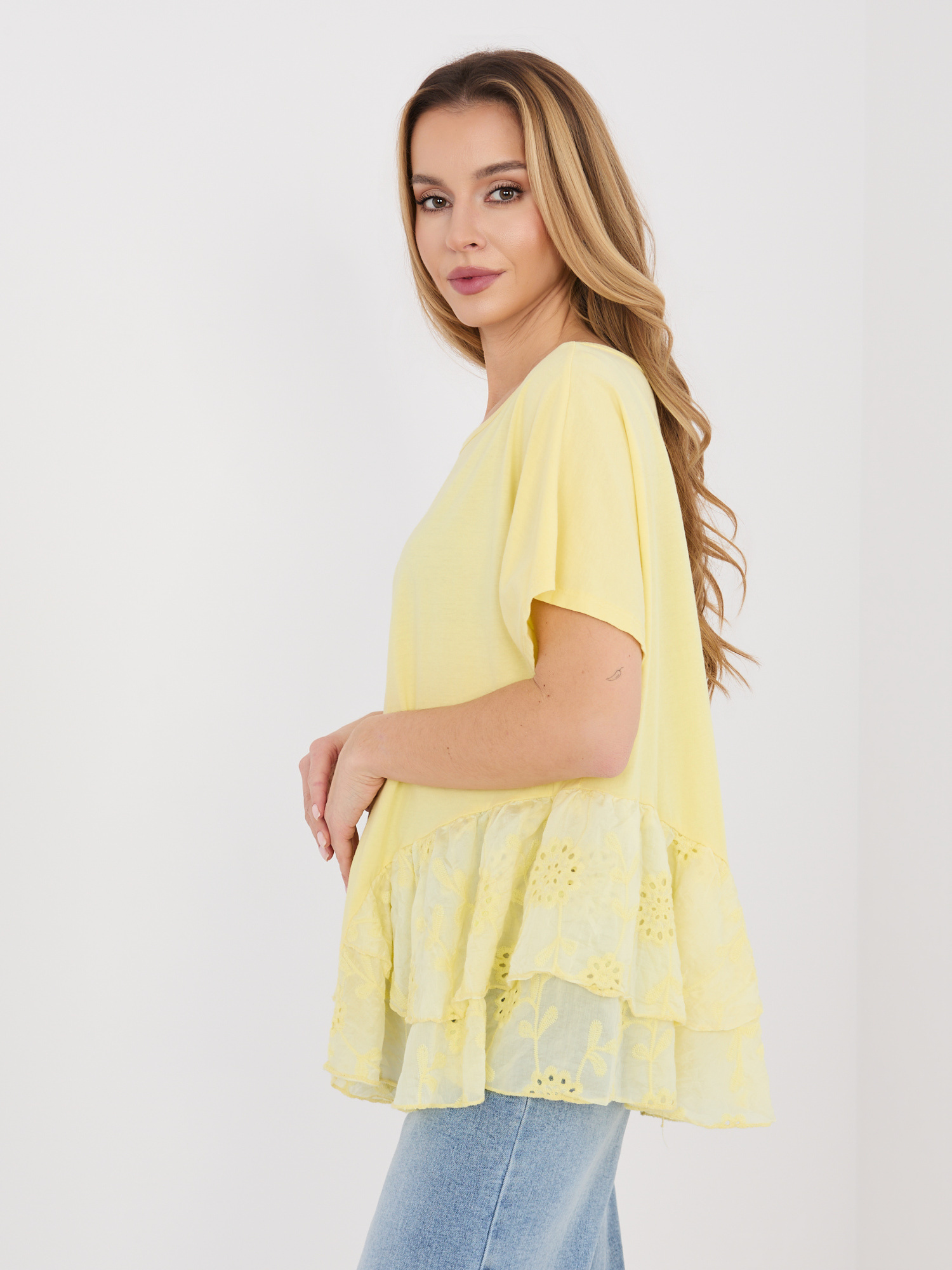 Жълта овърсайз блуза с пеплум