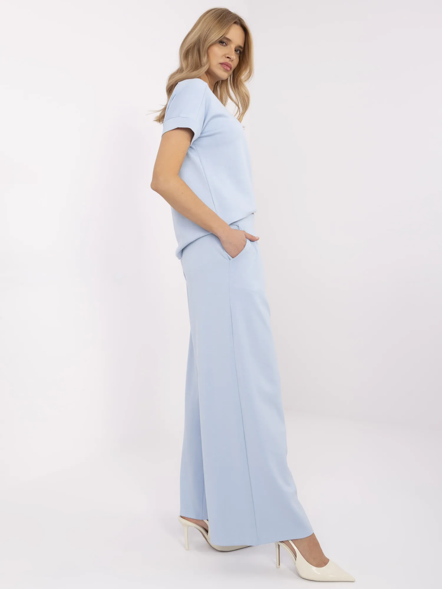 Sweatpants-RV-DR-A613.69-light blue