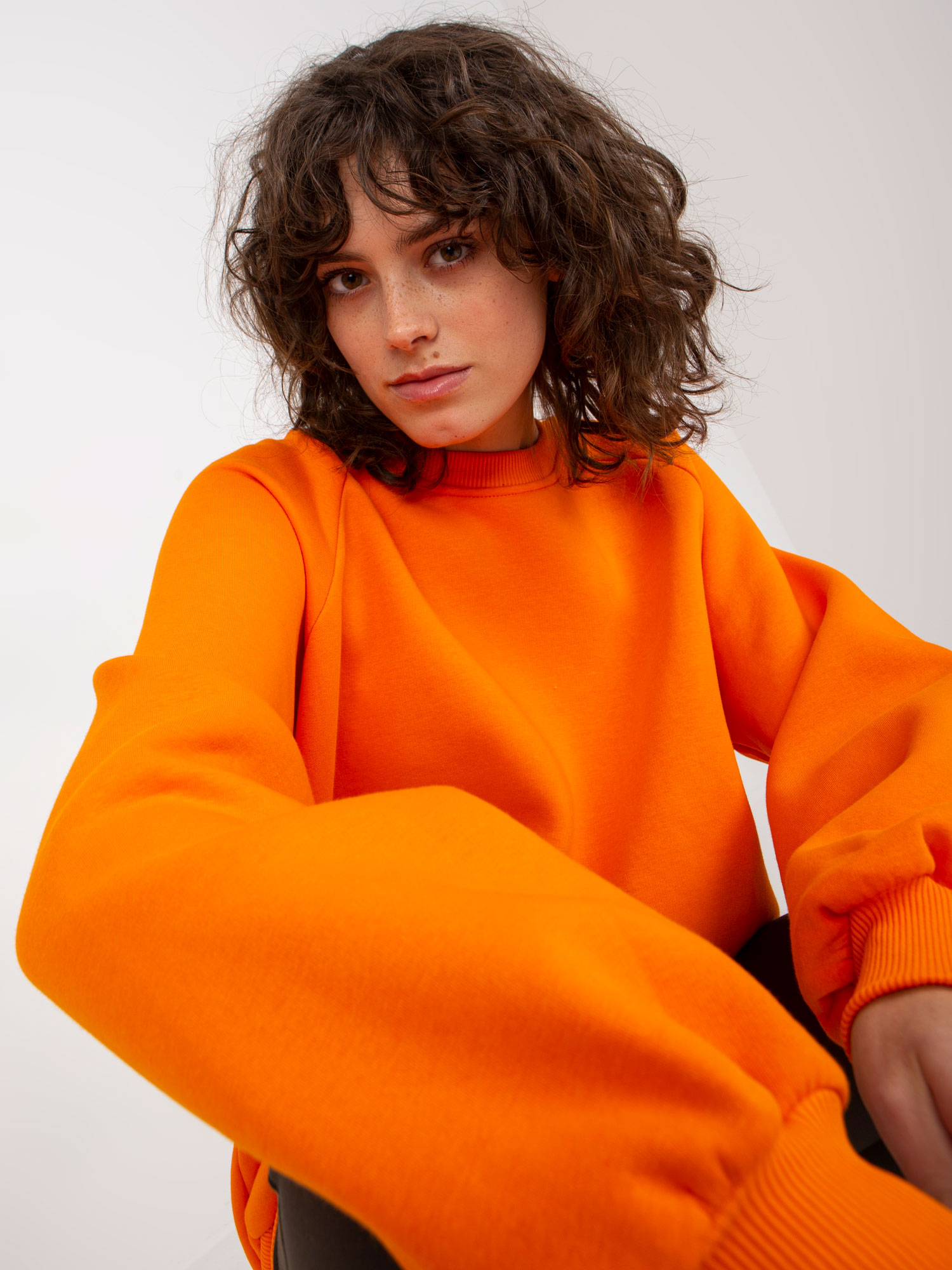 Sweatshirt-EM-BL-01.92-orange