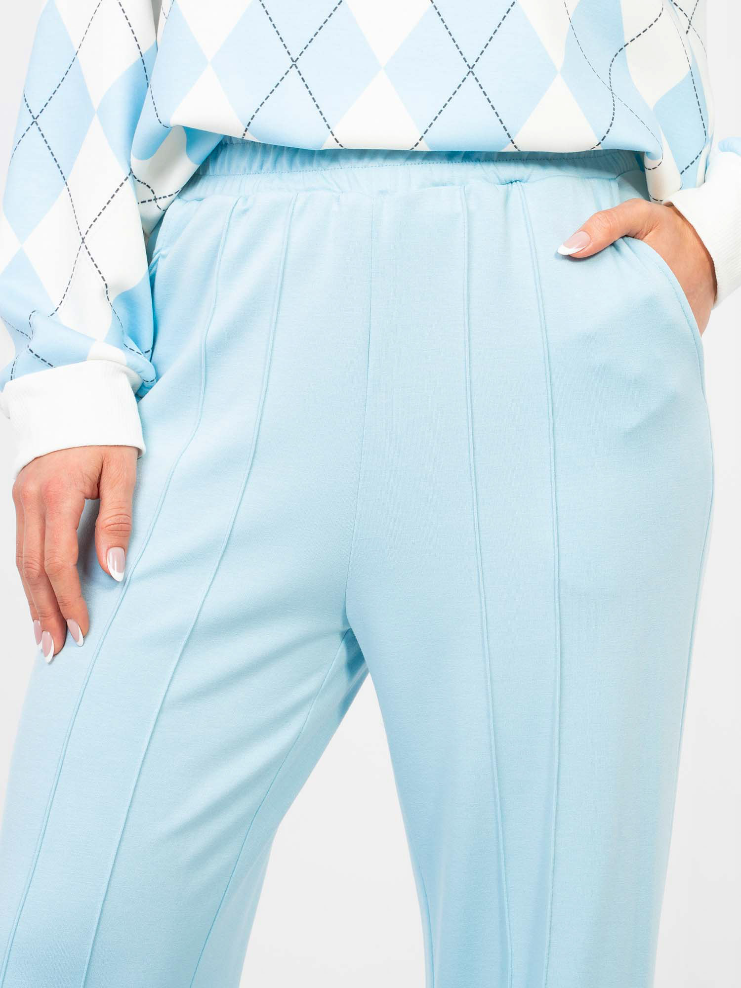 Světle modré basic tepláky