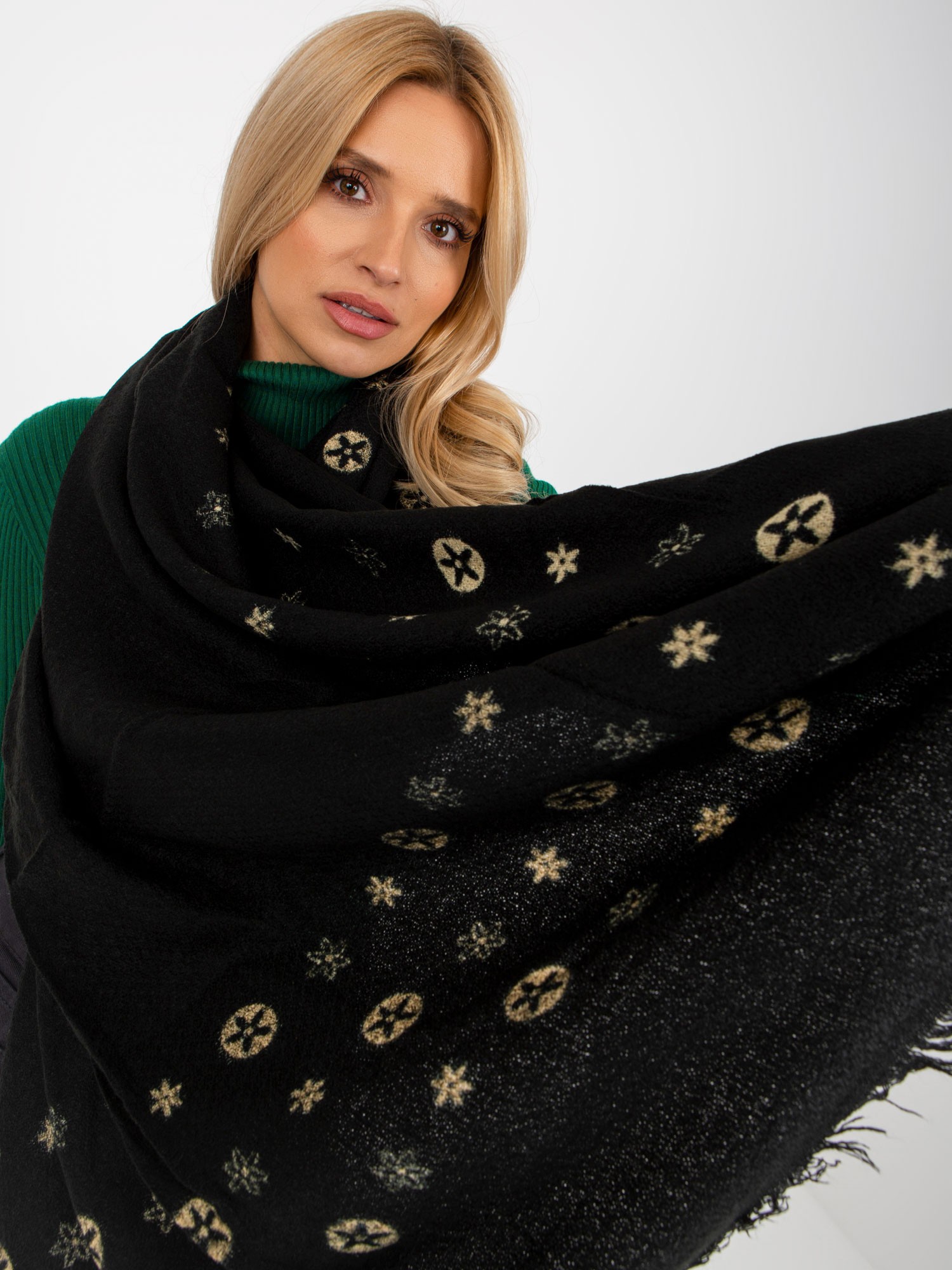 Banna-AT-CH-23502-1.51-black