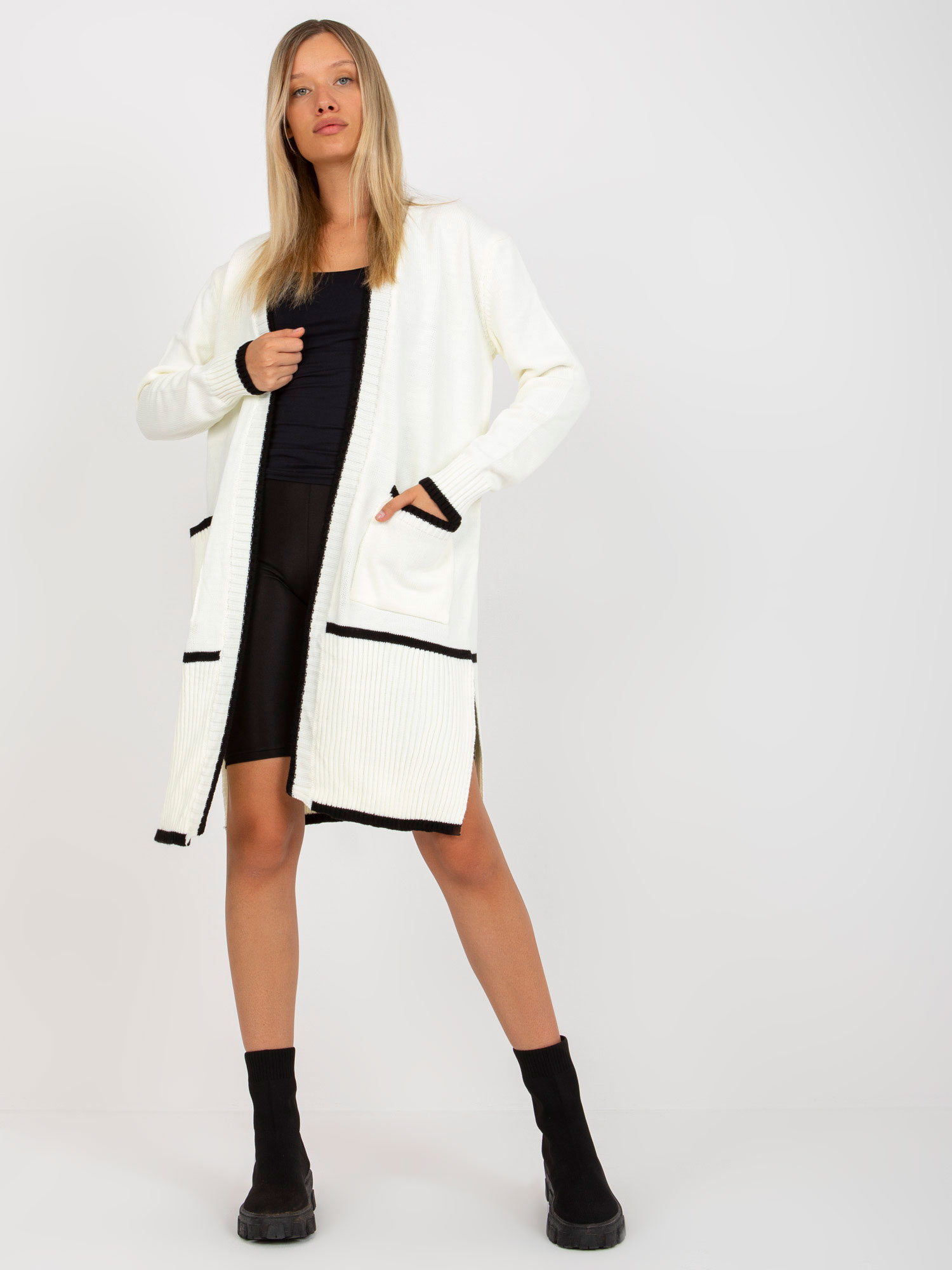 Sweater-LC-SW-0340.42P-White-Black