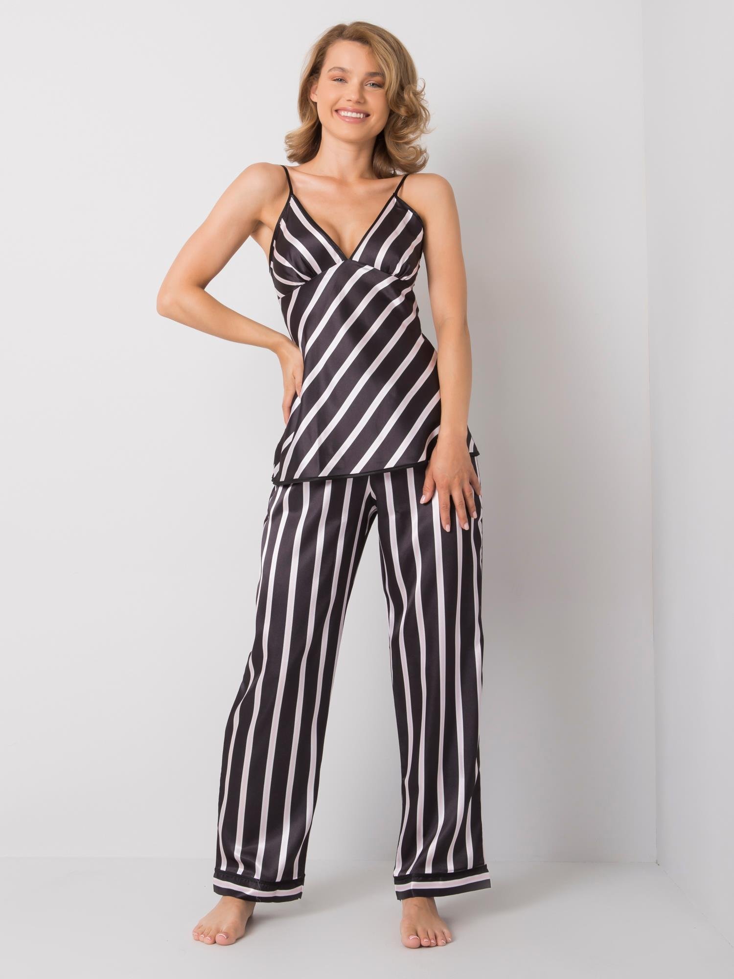 Set-BR-KMPL-8544-black-white