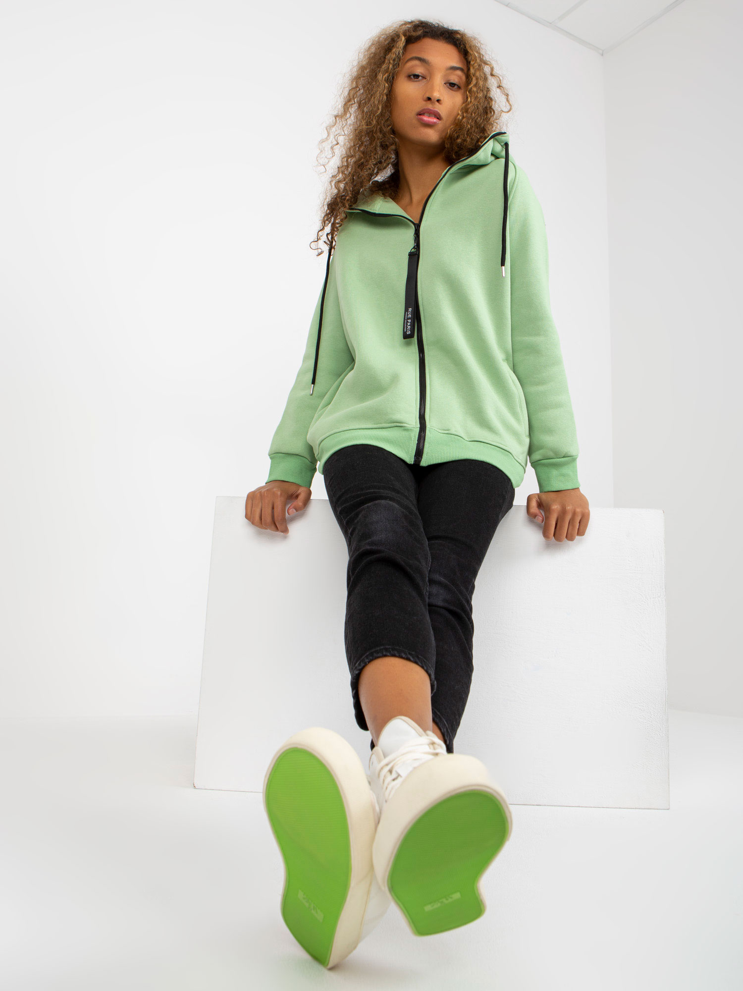 Sweatshirt-AP-BL-AP-3003.31-pistachio