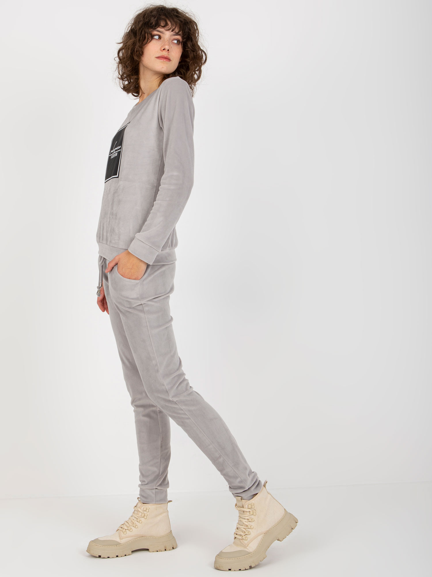 Set-RV-KMPL-8440.58P-light grey