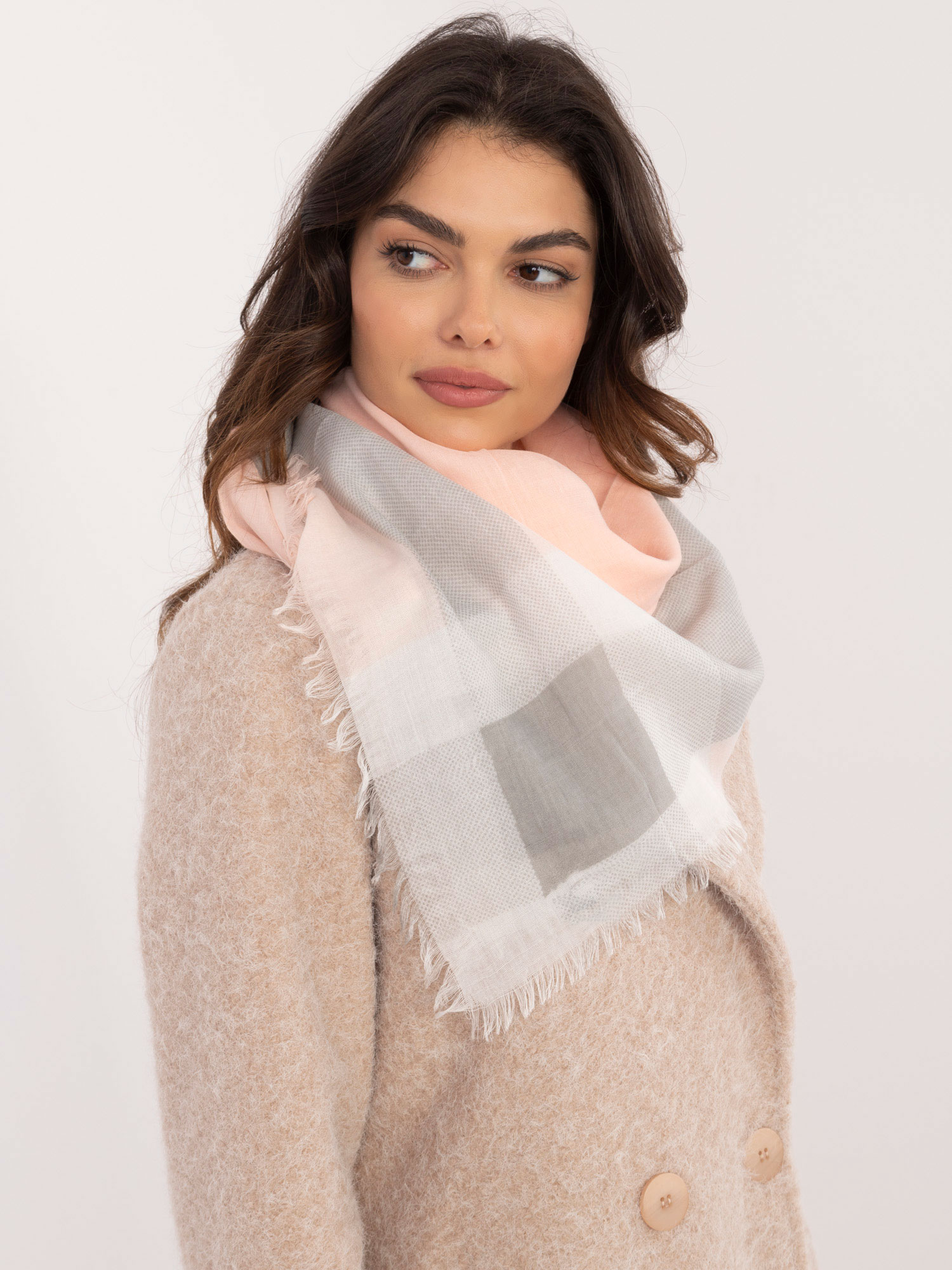 Banna-AT-CH-S-N16045-1-Peach