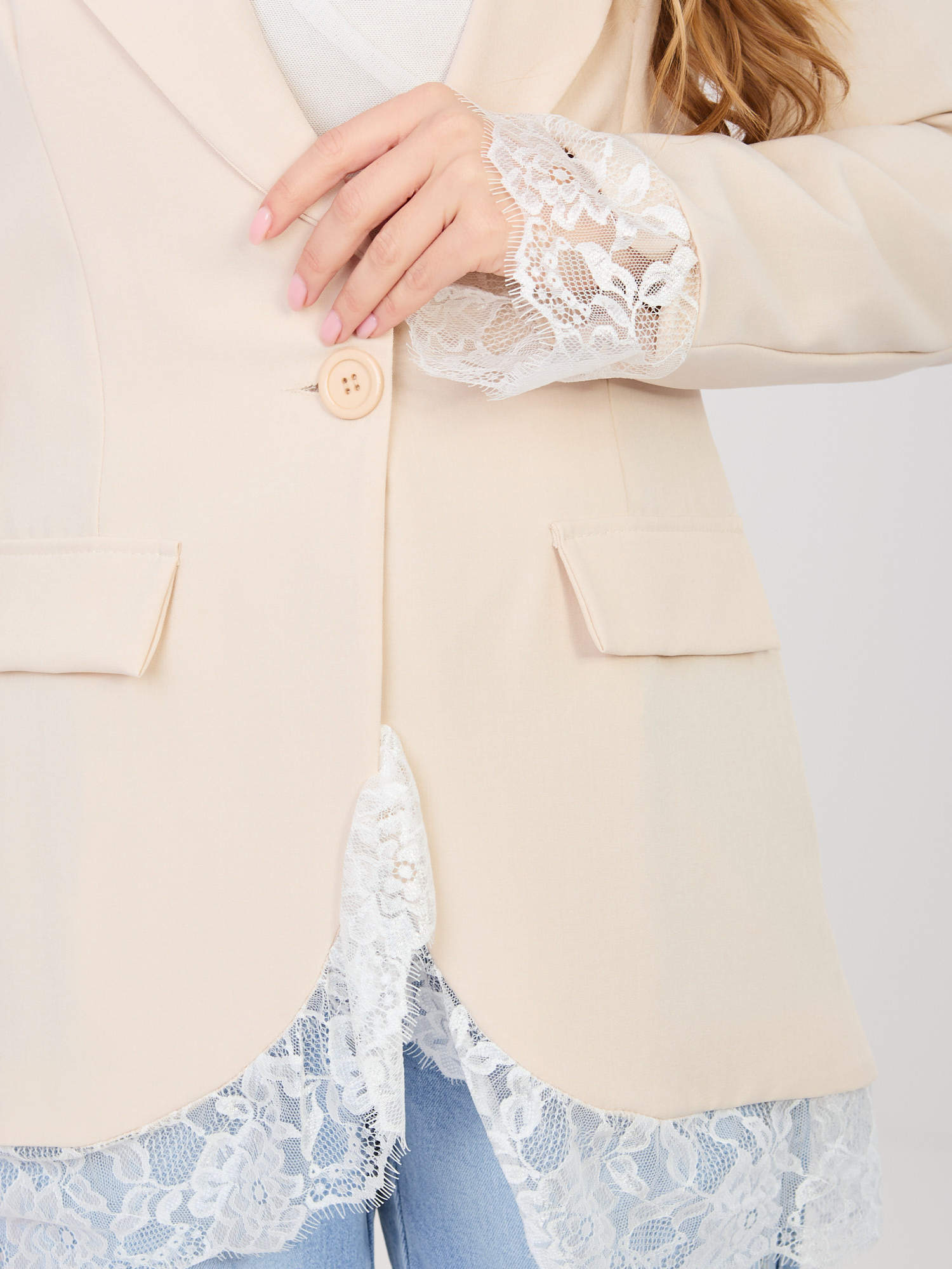 Elegantní světle béžové sako