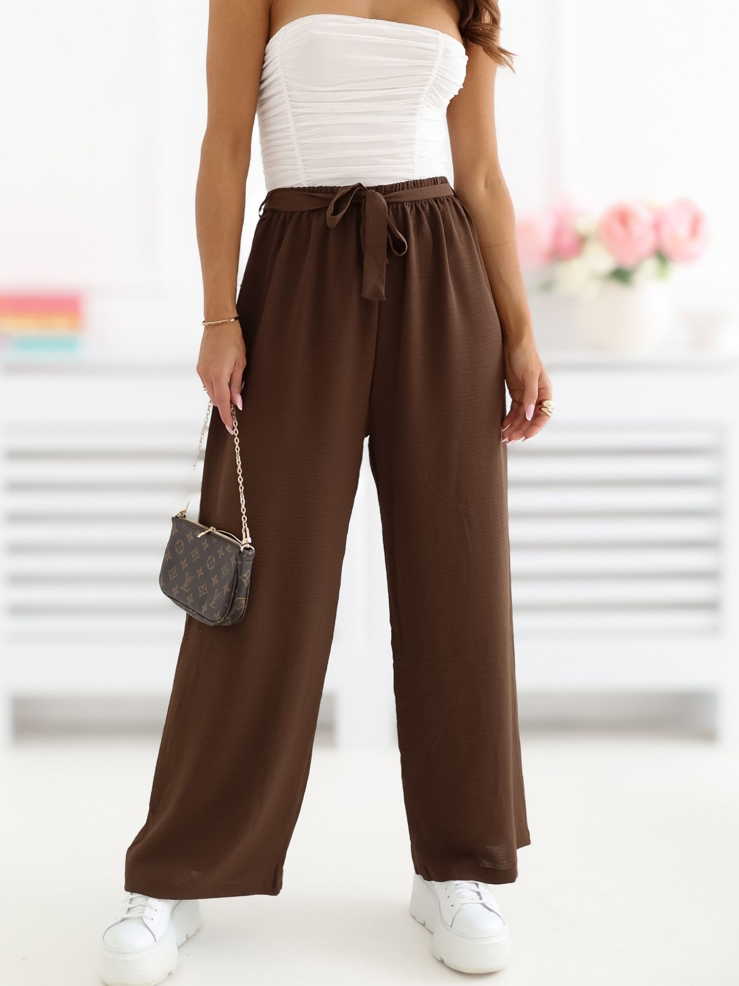 Тъмнокафяв широк панталон от вискоза