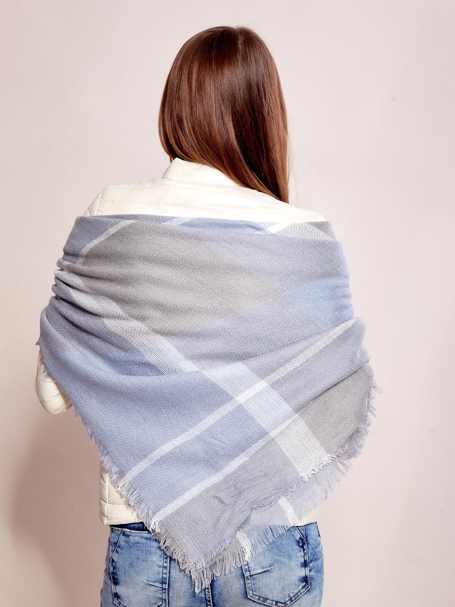 Banna-AT-CH-171201.11-light blue