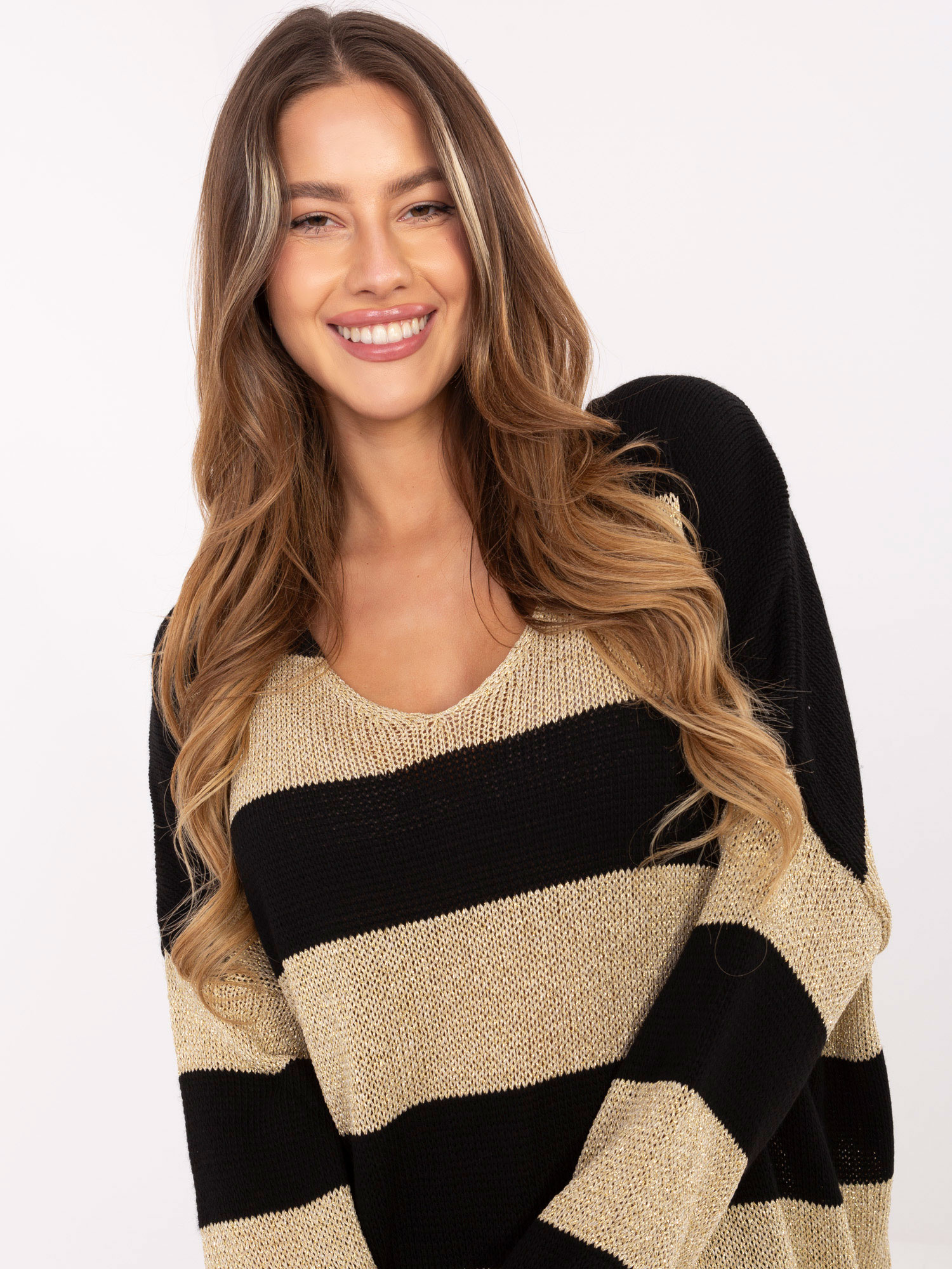 Sweater-MI-SW-2909.55-black-gold