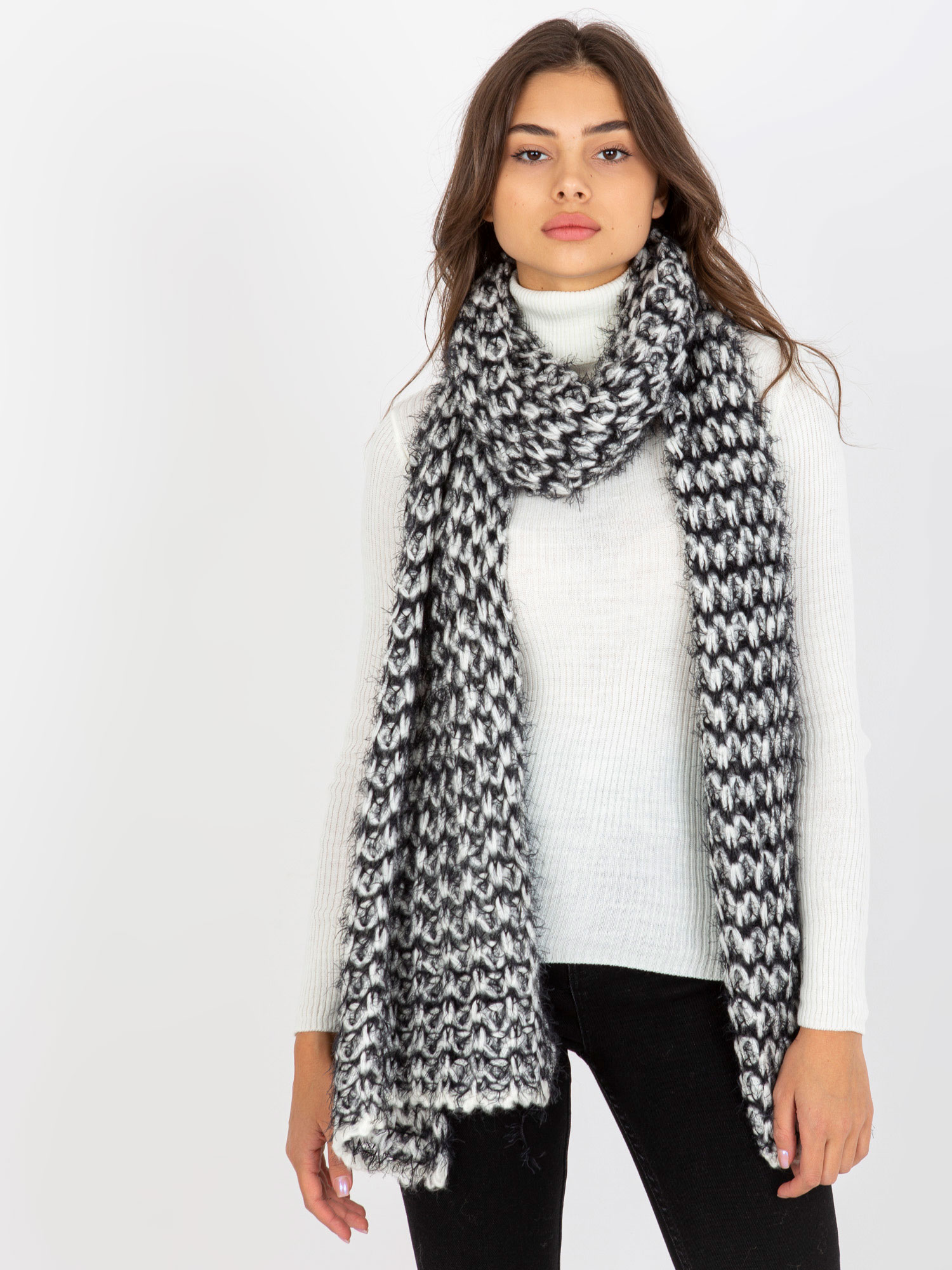 Scarf-AT-SZ-3710.88-white-black