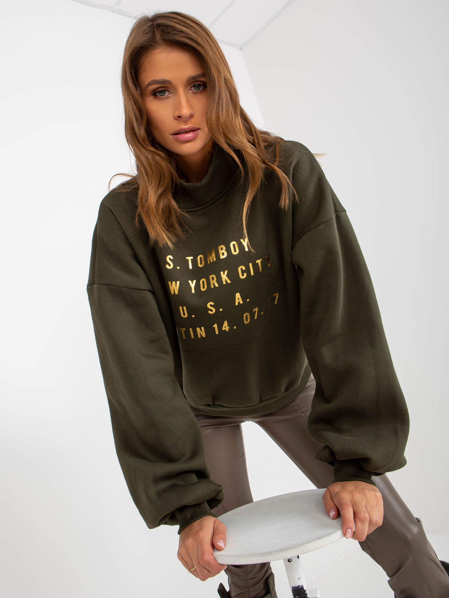 Sweatshirt-EM-BL-643.39X-khaki