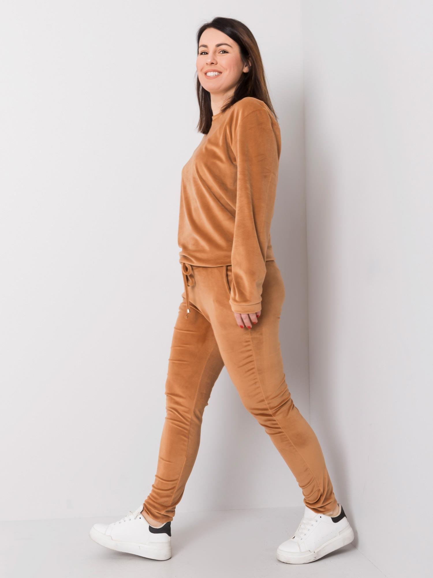 RV-KMPL-6085.05-camel set