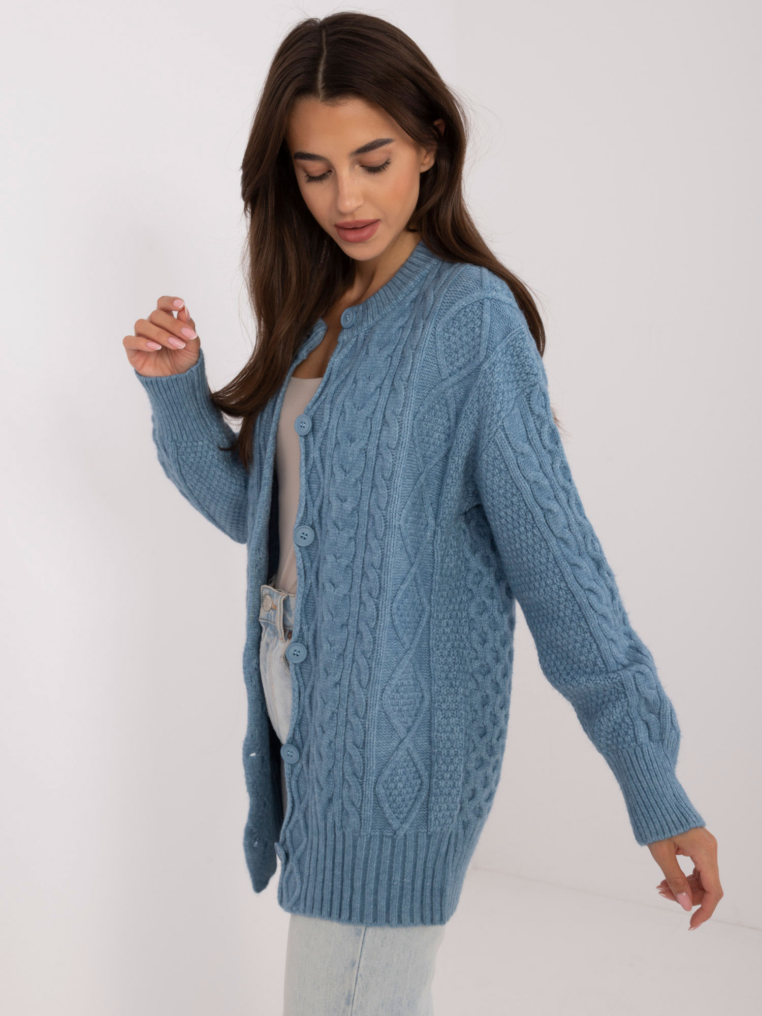 Blue loose cardigan with long sleeves