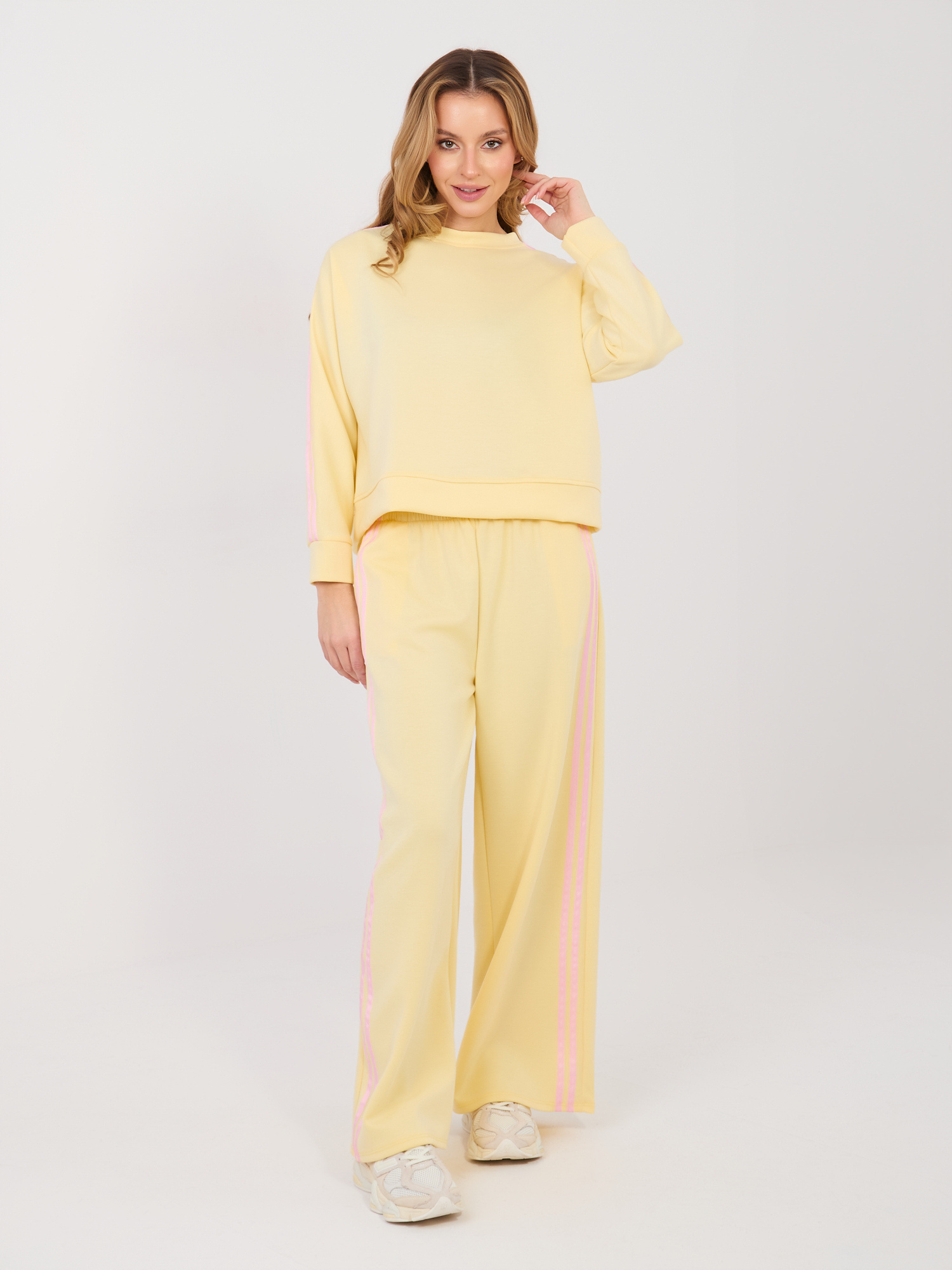 Дамски жълти спортни панталони RUE PARIS