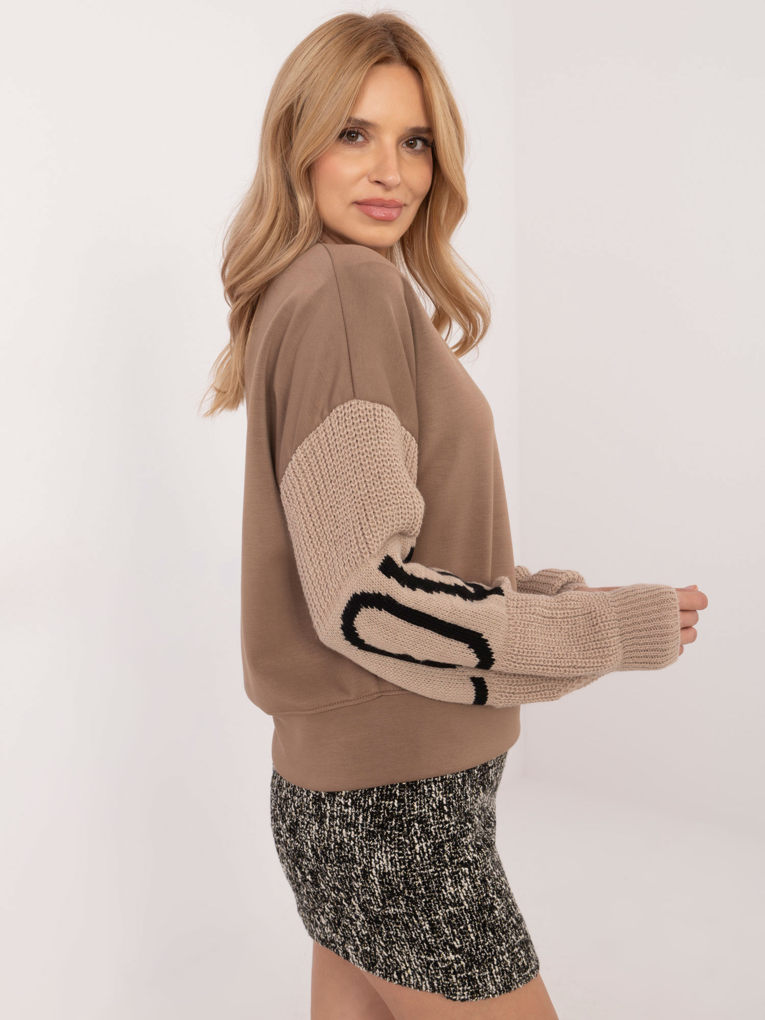 Sweatshirt-MI-BL-M5975.26P-dark beige