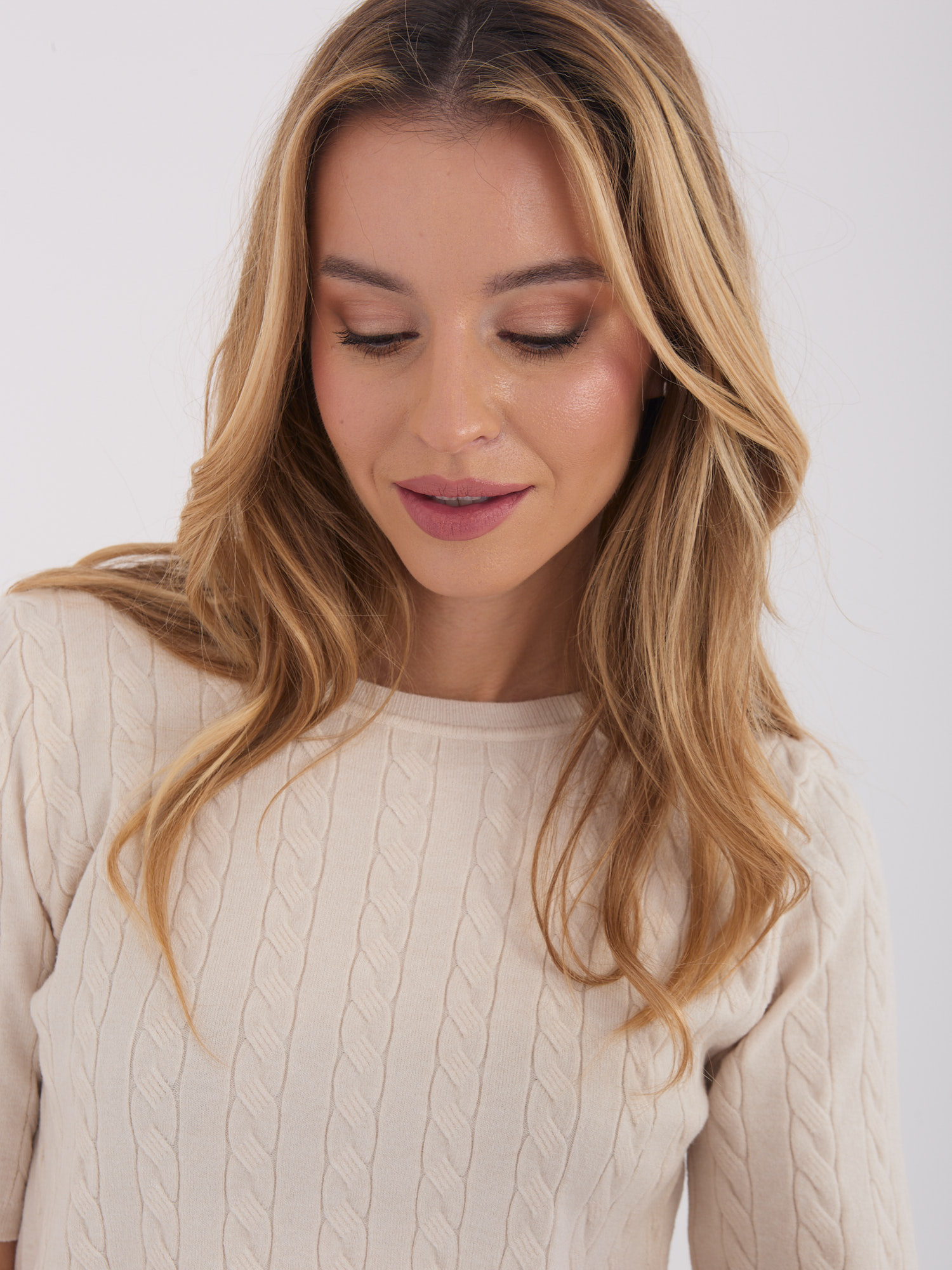 Svetrový top svetlobéžový