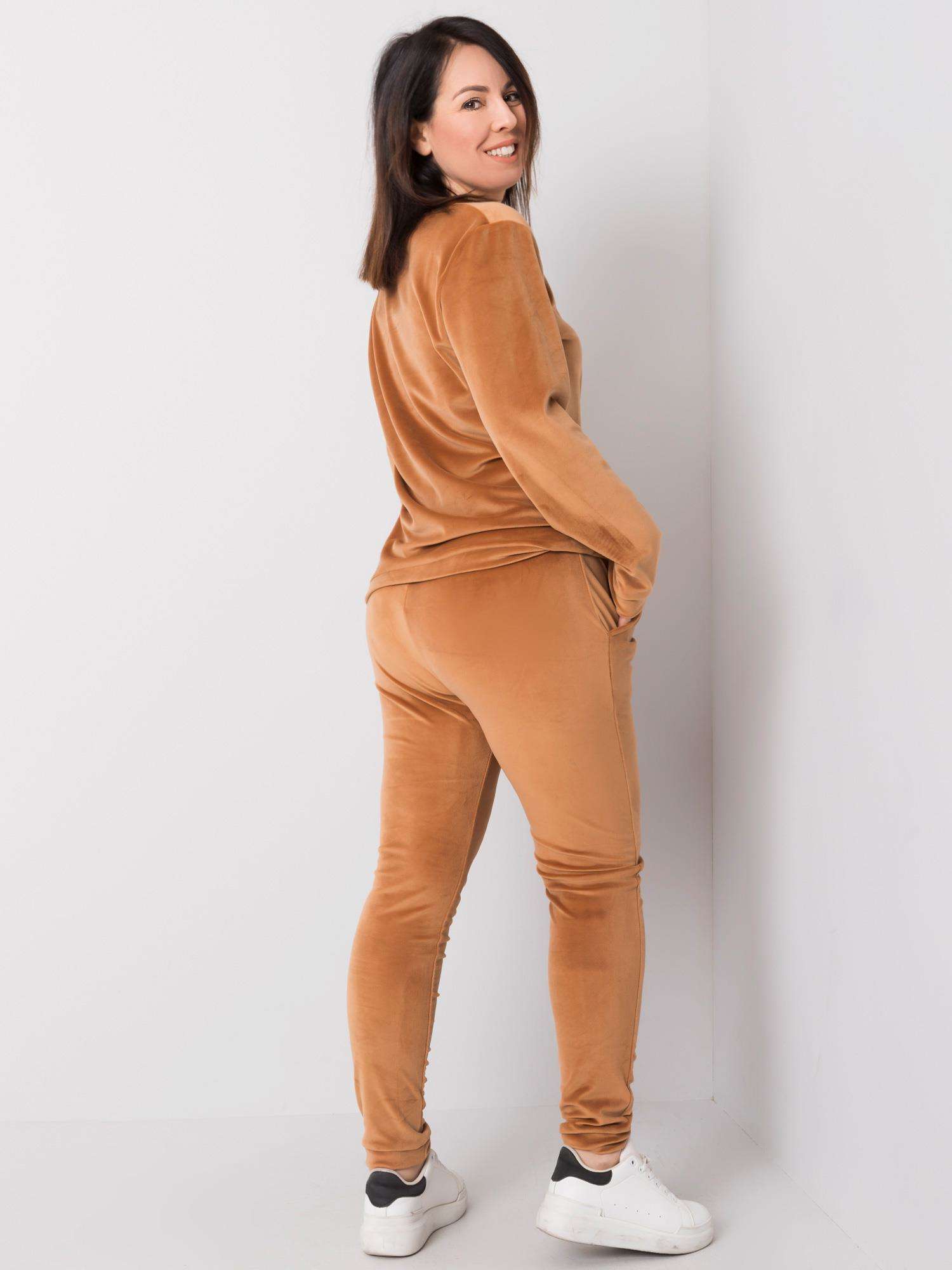 RV-KMPL-6085.05-camel set