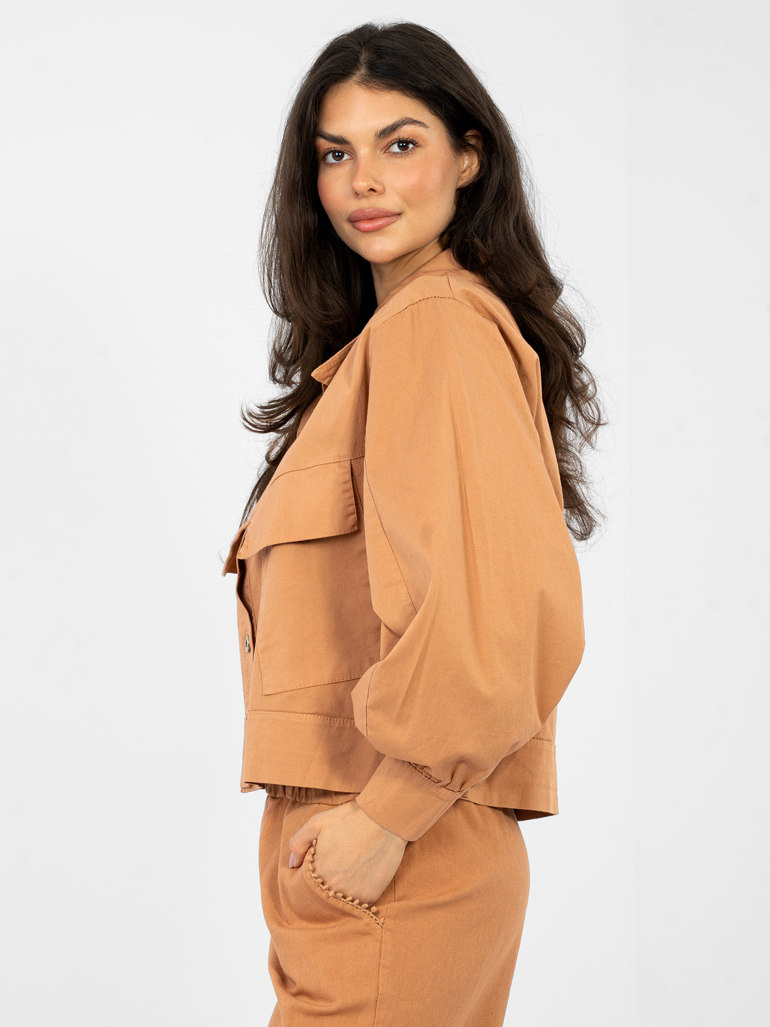 Dámská parka v tmavě oranžové barvě