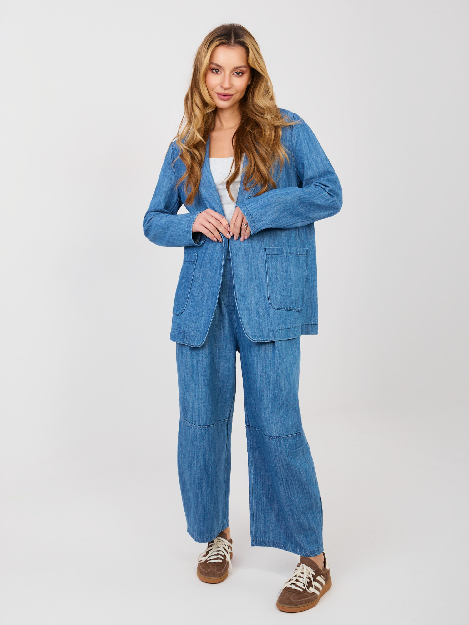 Modrý dámský blazer