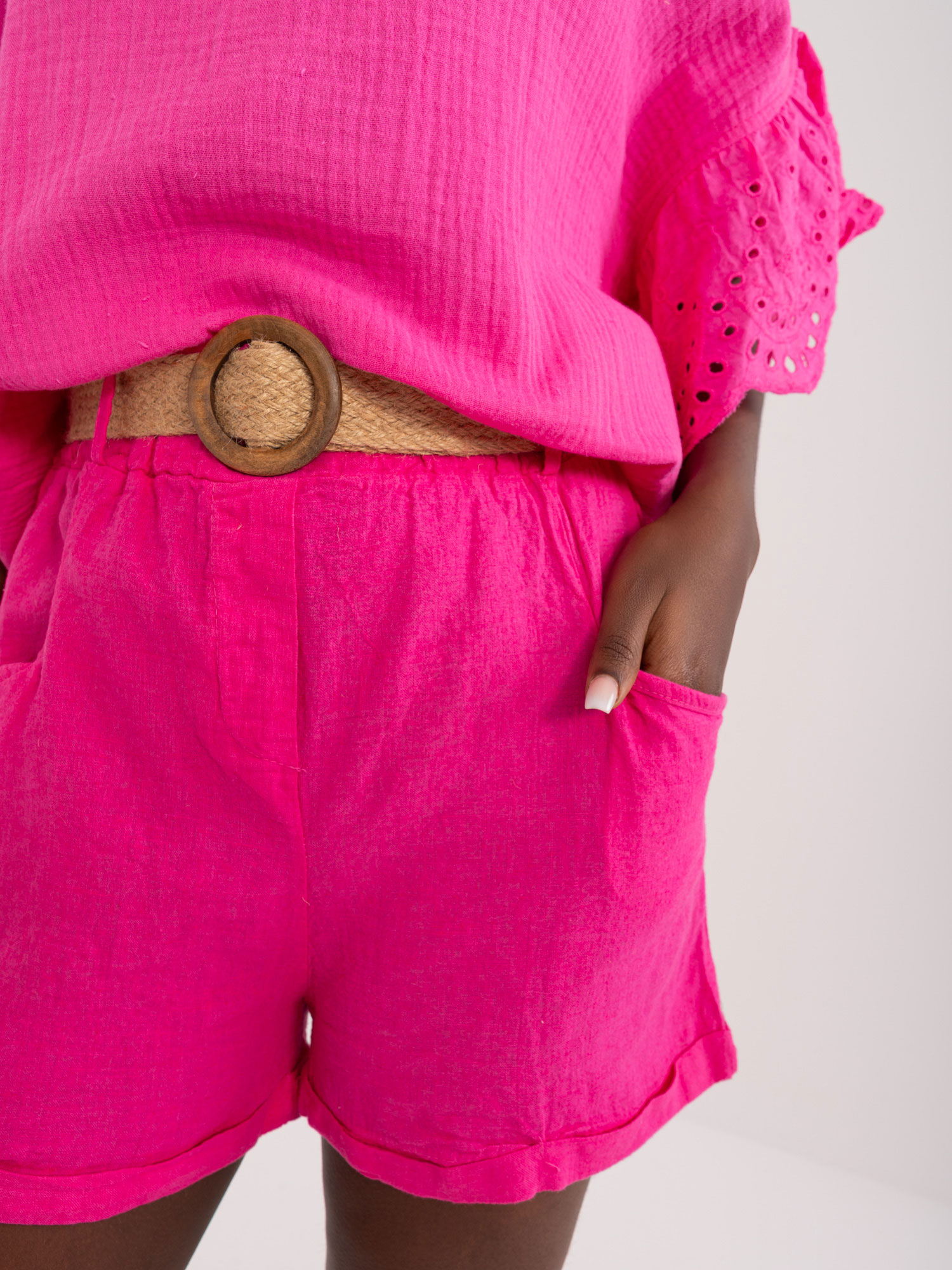 Shorts-DHJ-SN-2598.28X-Fuchsia