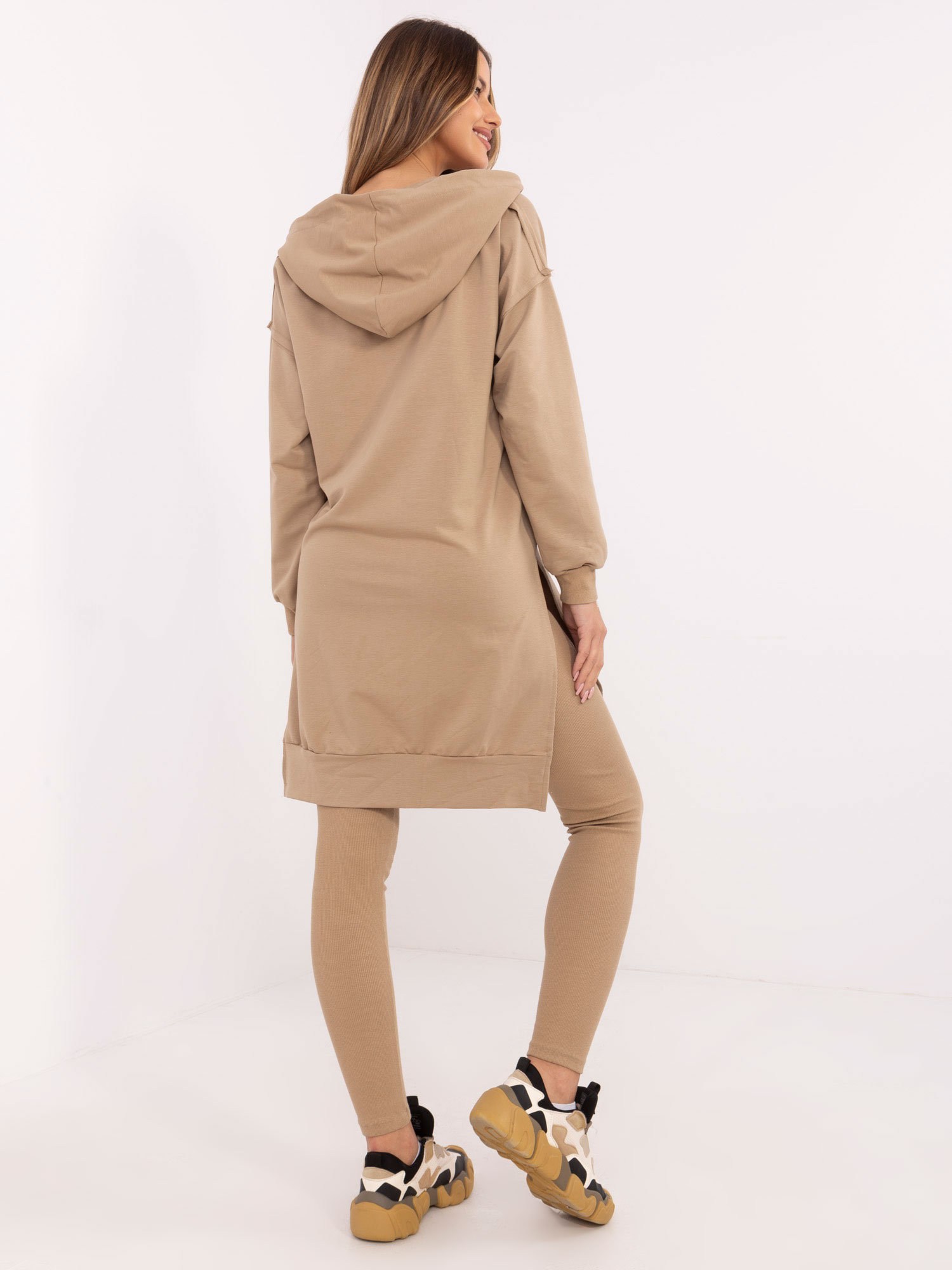 Set-EM-KMPL-853.34-dark beige