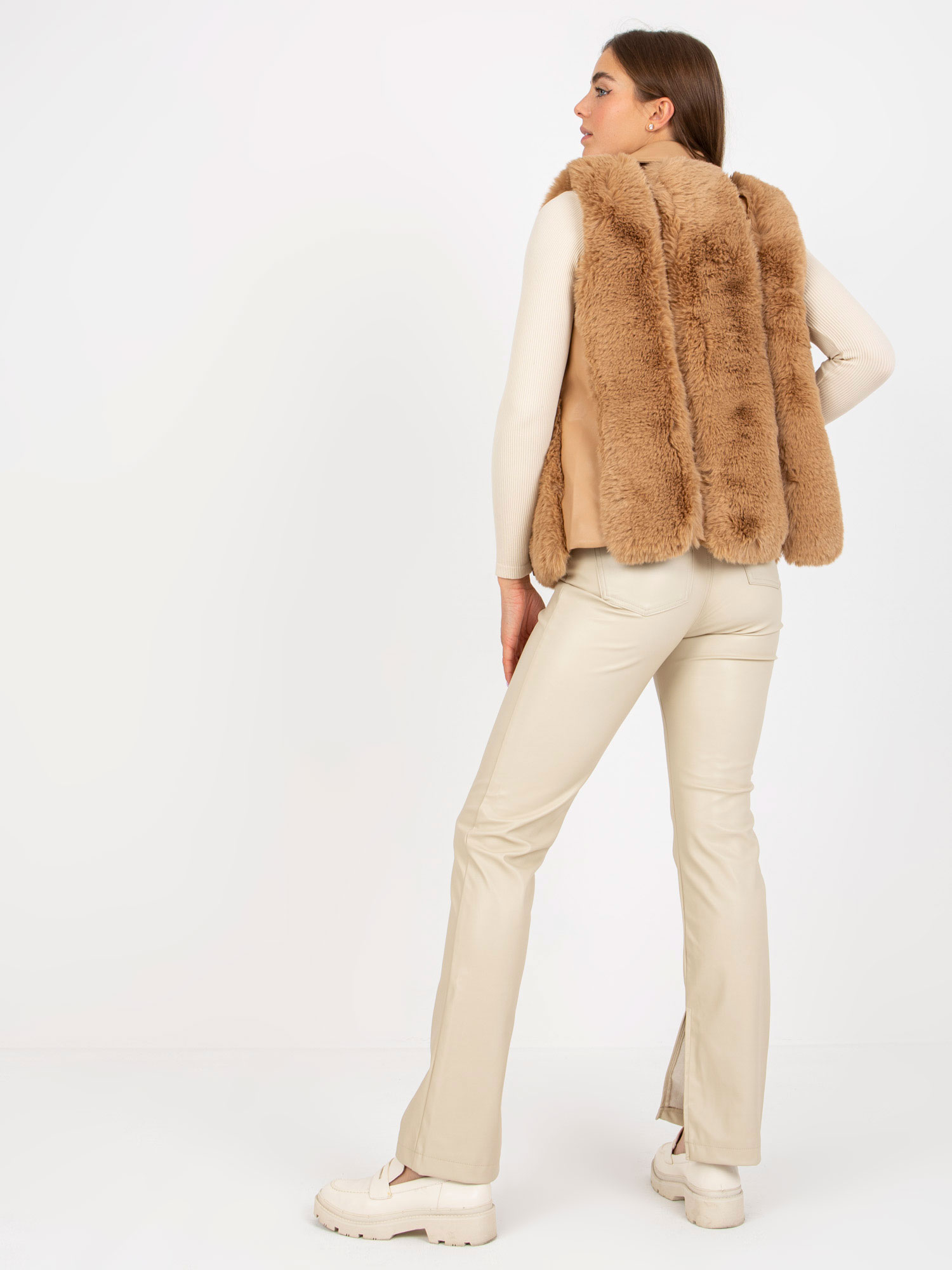 Vest-AI-KZ-FL202036.63-camel