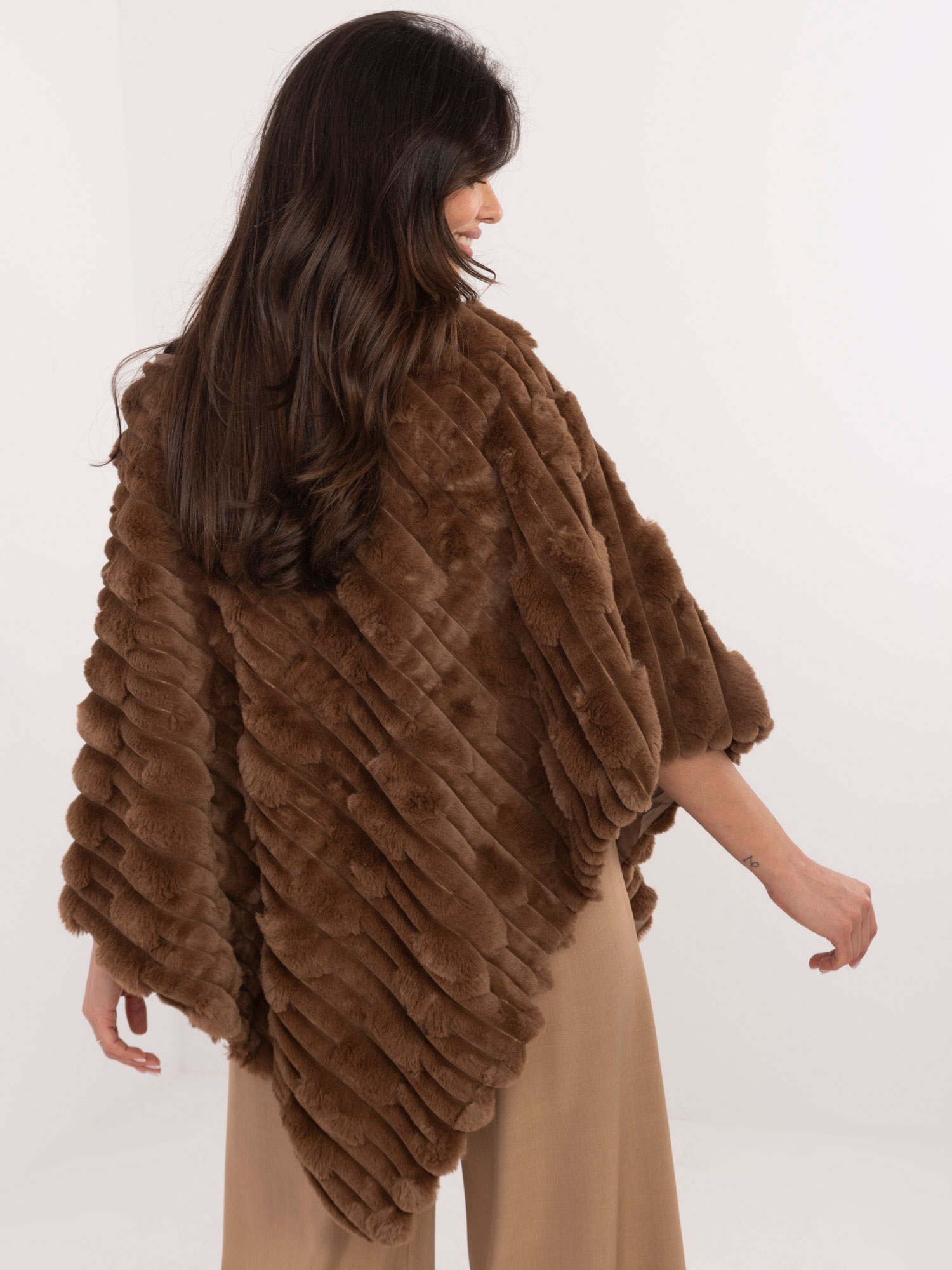 Poncho-AT-PN-2347.16-brown