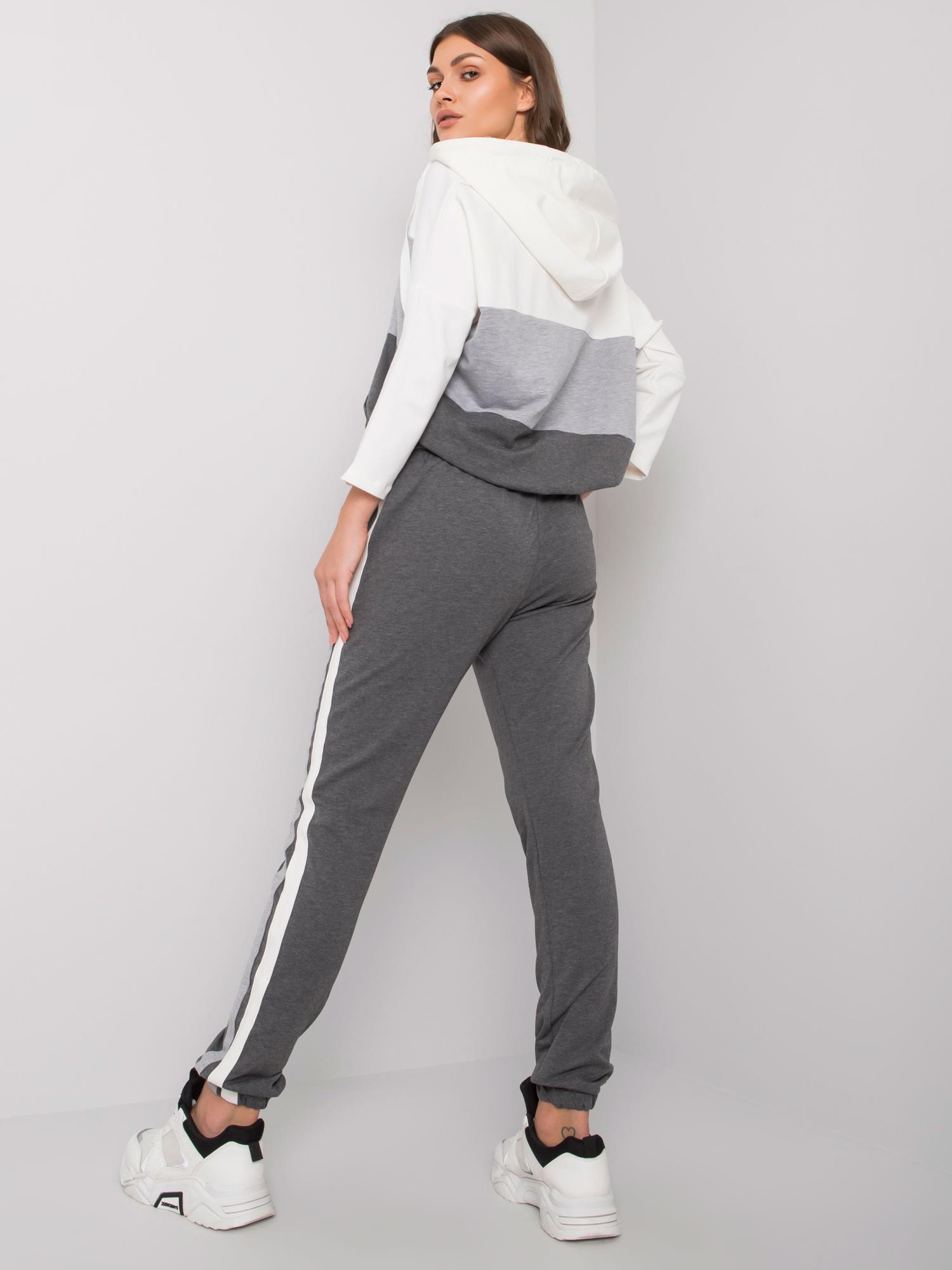 Set-RV-KMPL-6943.57-white-grey