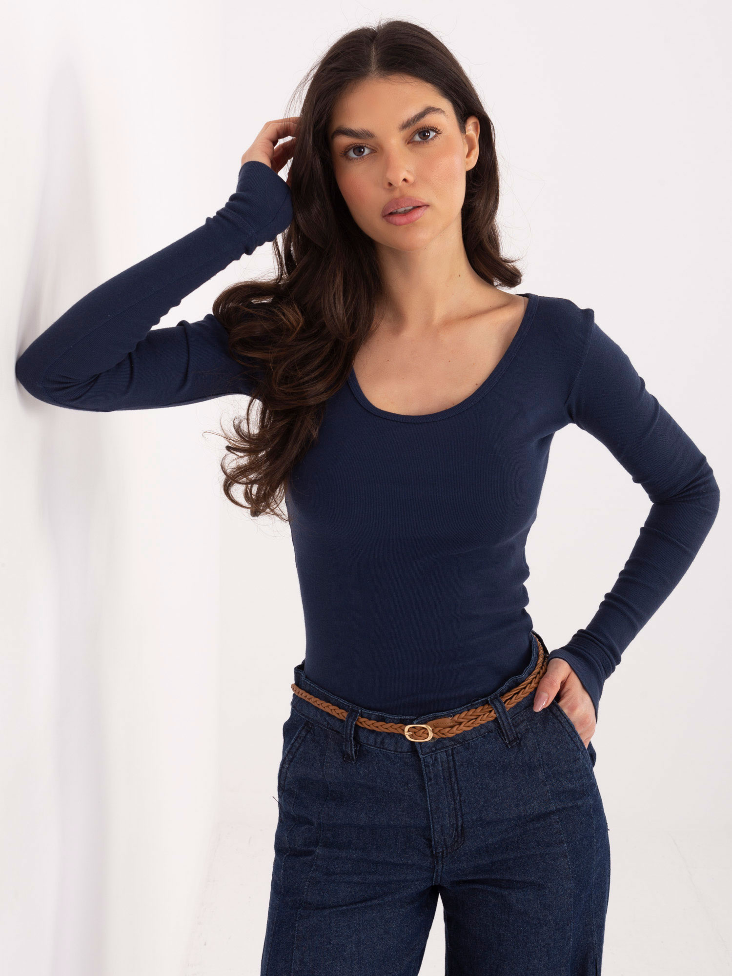 Jednobarevná halenka s dlouhým rukávem