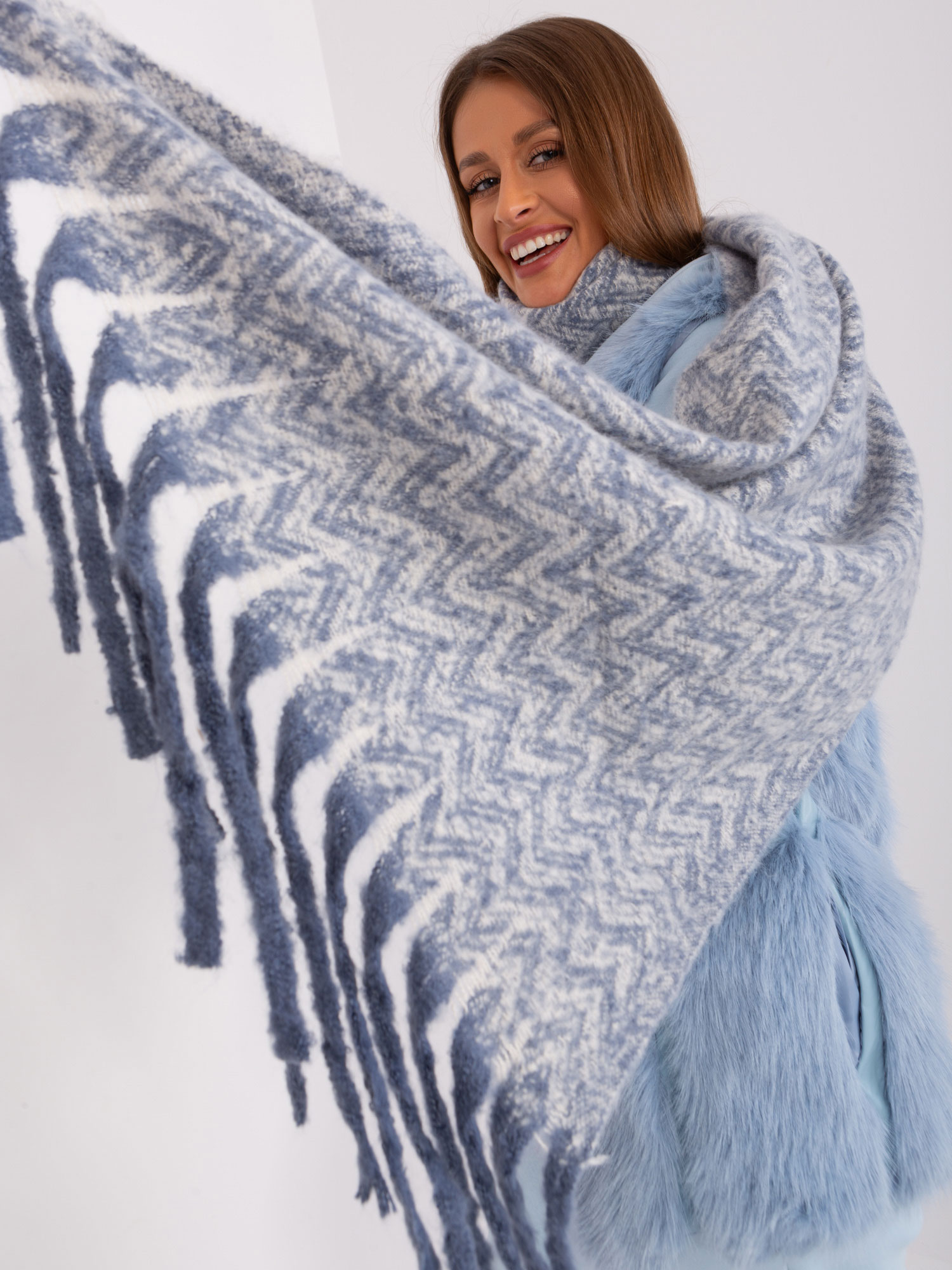Scarf-AT-SZ-23125.75-white-blue