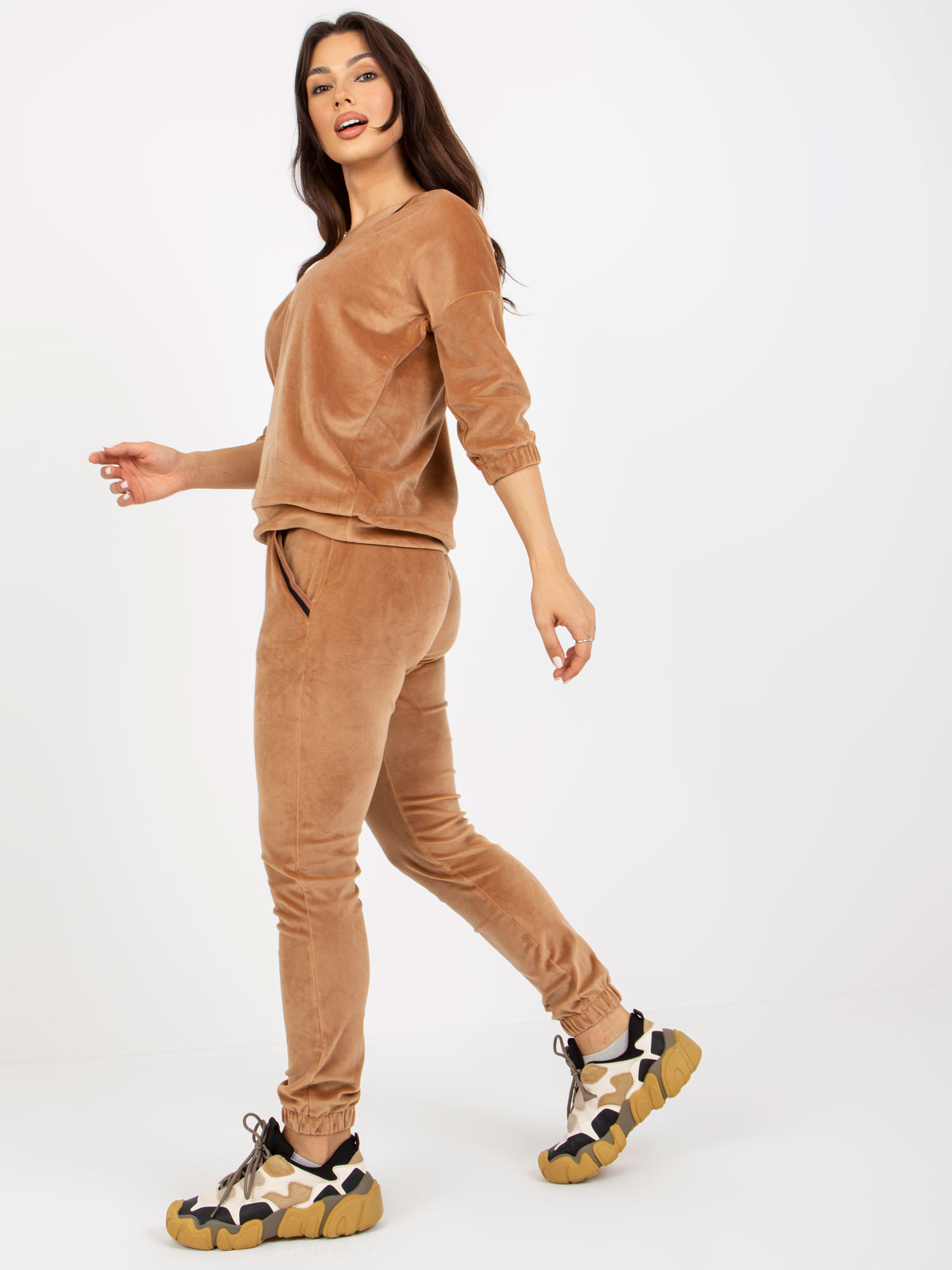 RV-KMPL-8285.82-camel set