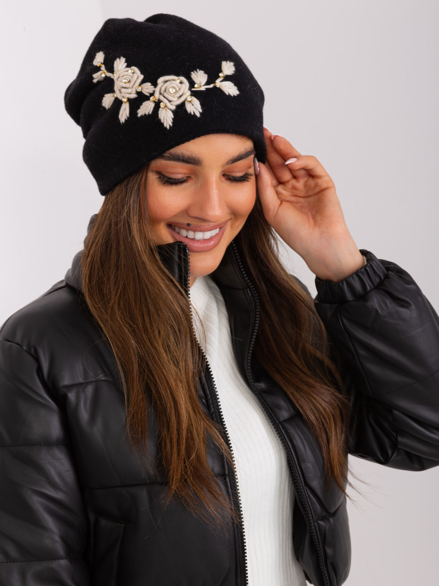 Cap-AT-CZ-2329-1.85-black-beige