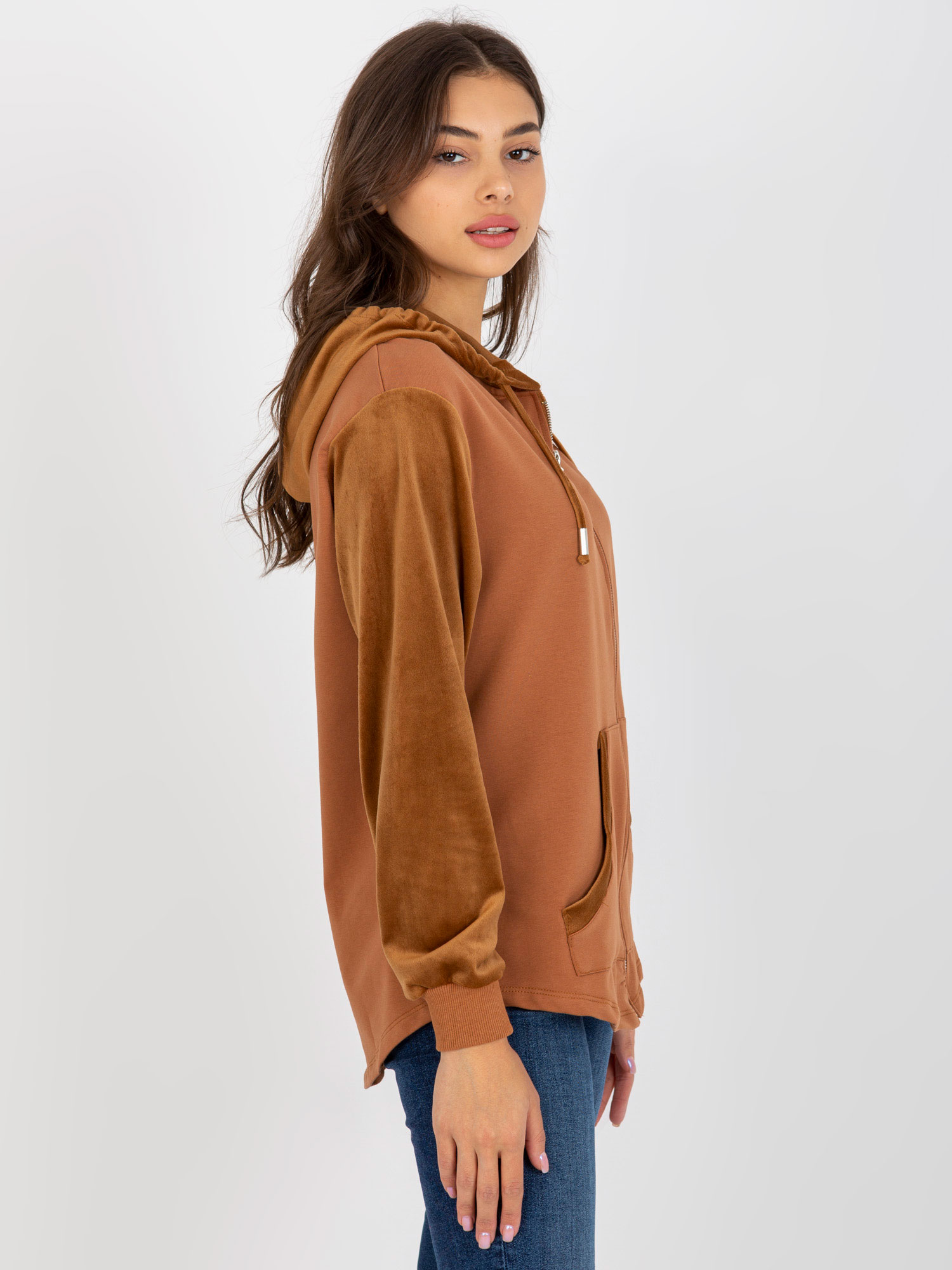 Sweatshirt-FA-BL-8066.79-light brown