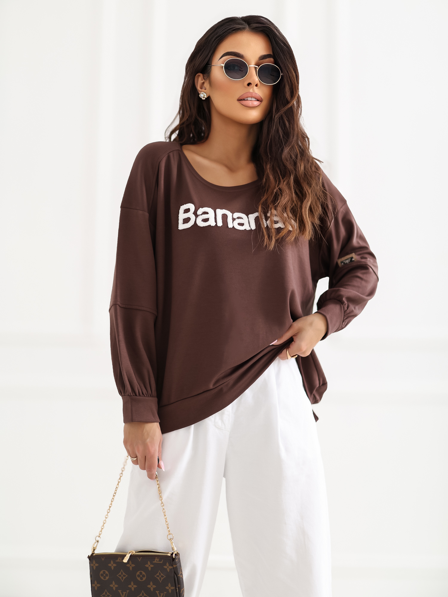 Дамски суитшърт с овърсайз размер без качулка