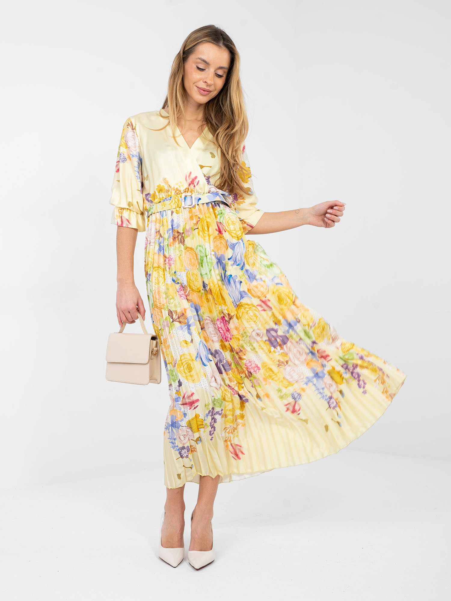 Květinové maxi šaty světle žluté