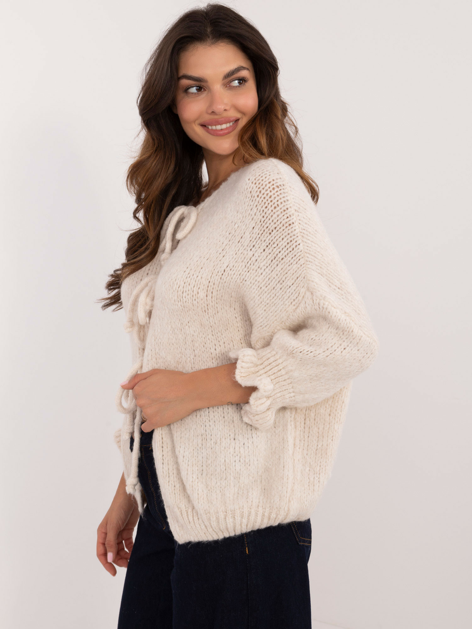 Light beige oversized sweater with 3/4 sleeves