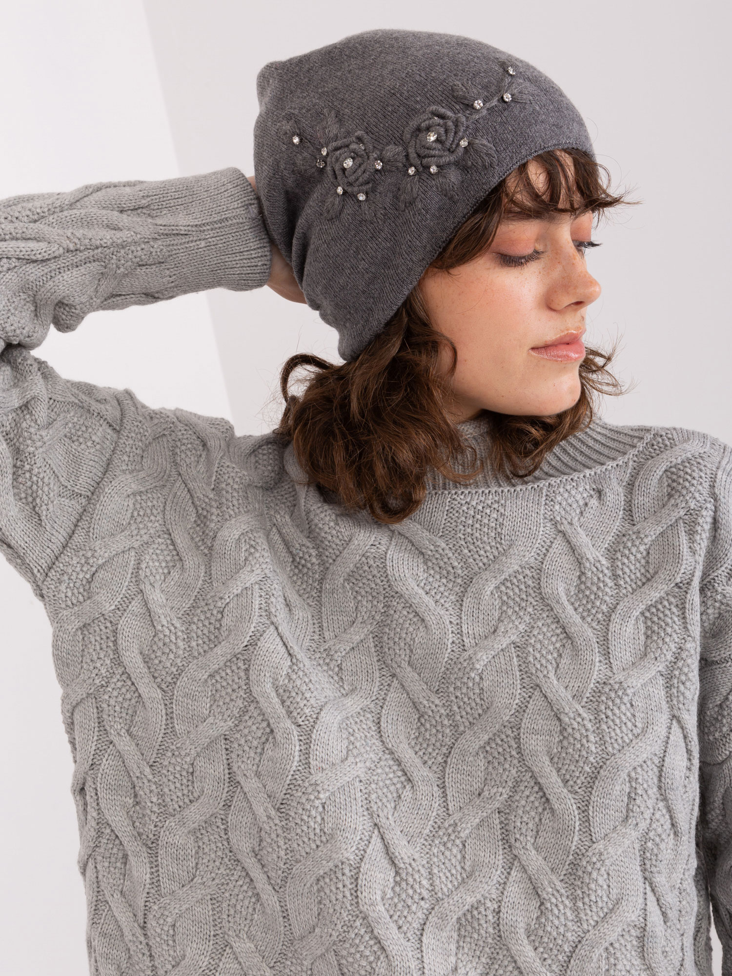 Cap-AT-CZ-2329.79-dark gray