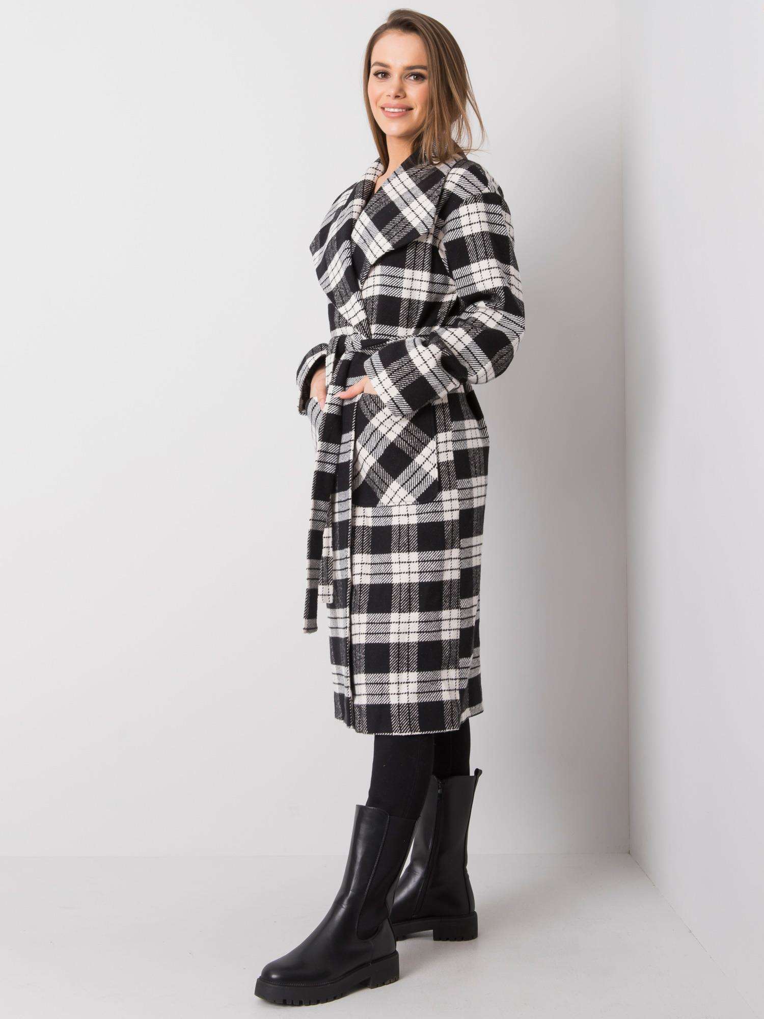 Coat-LK-PL-508300.96P-black-white