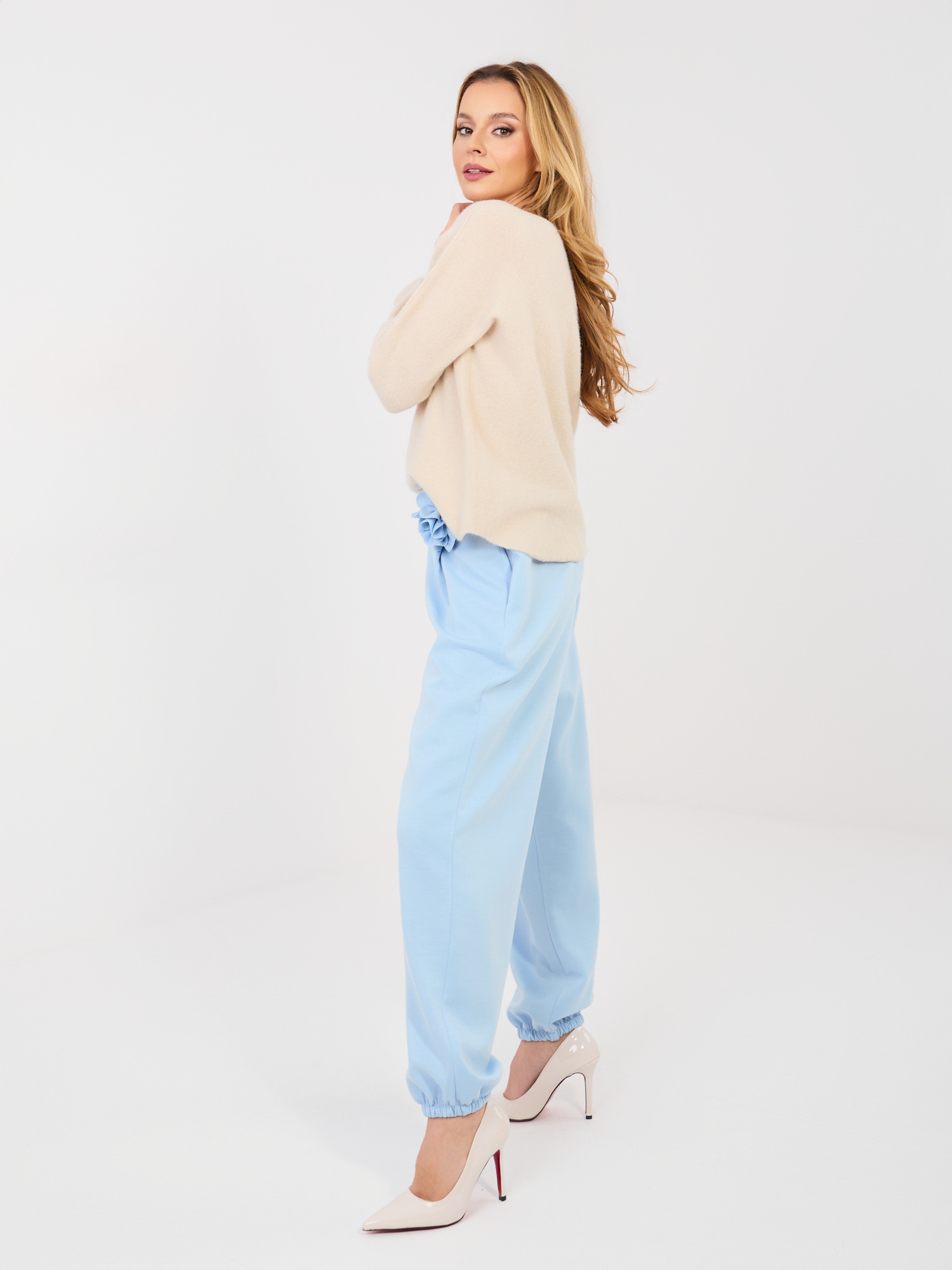 Světle modré kalhoty