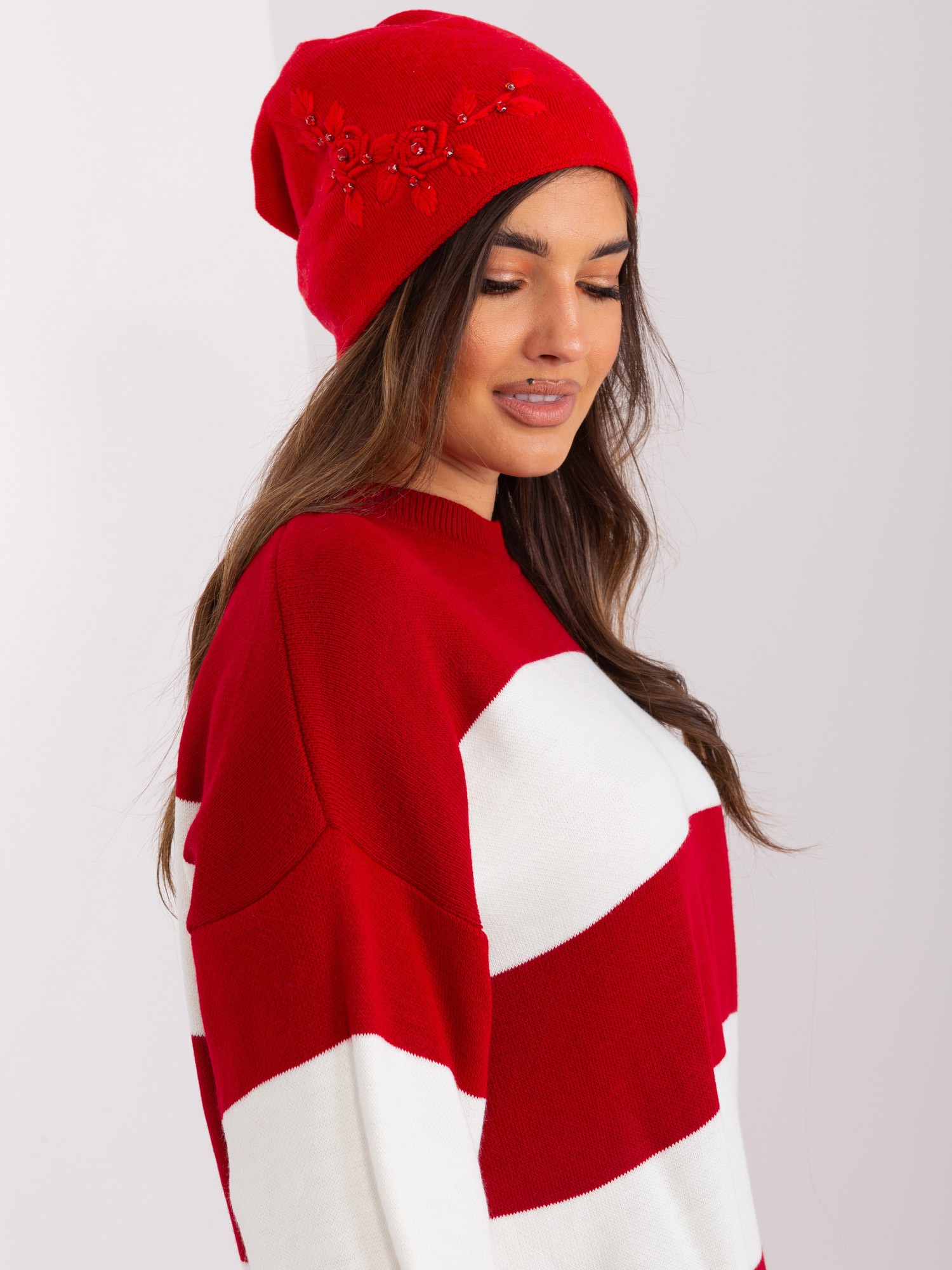Cap-AT-CZ-2329.76-red