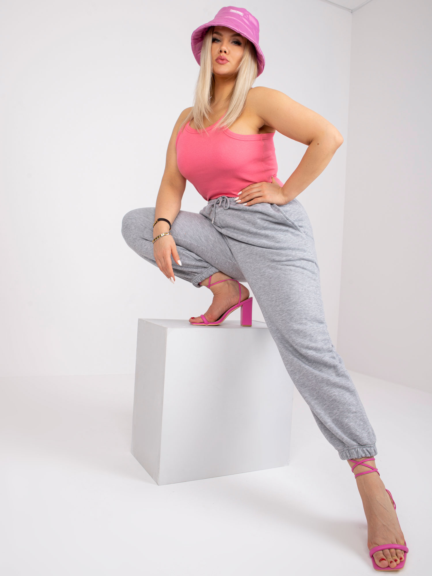Sweatpants-RV-DR-6331.86-gray